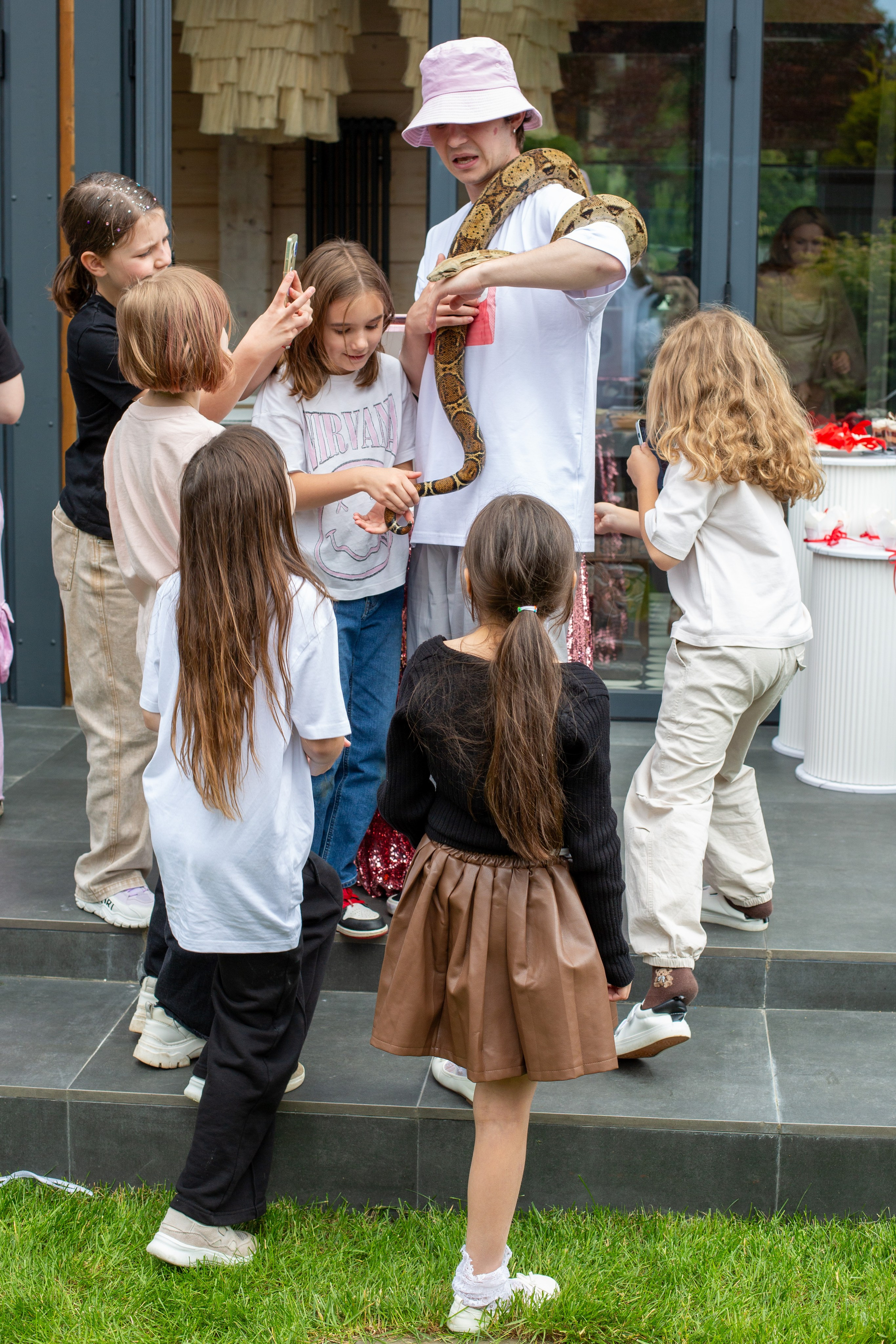 Мира. Детский и школьный фотограф