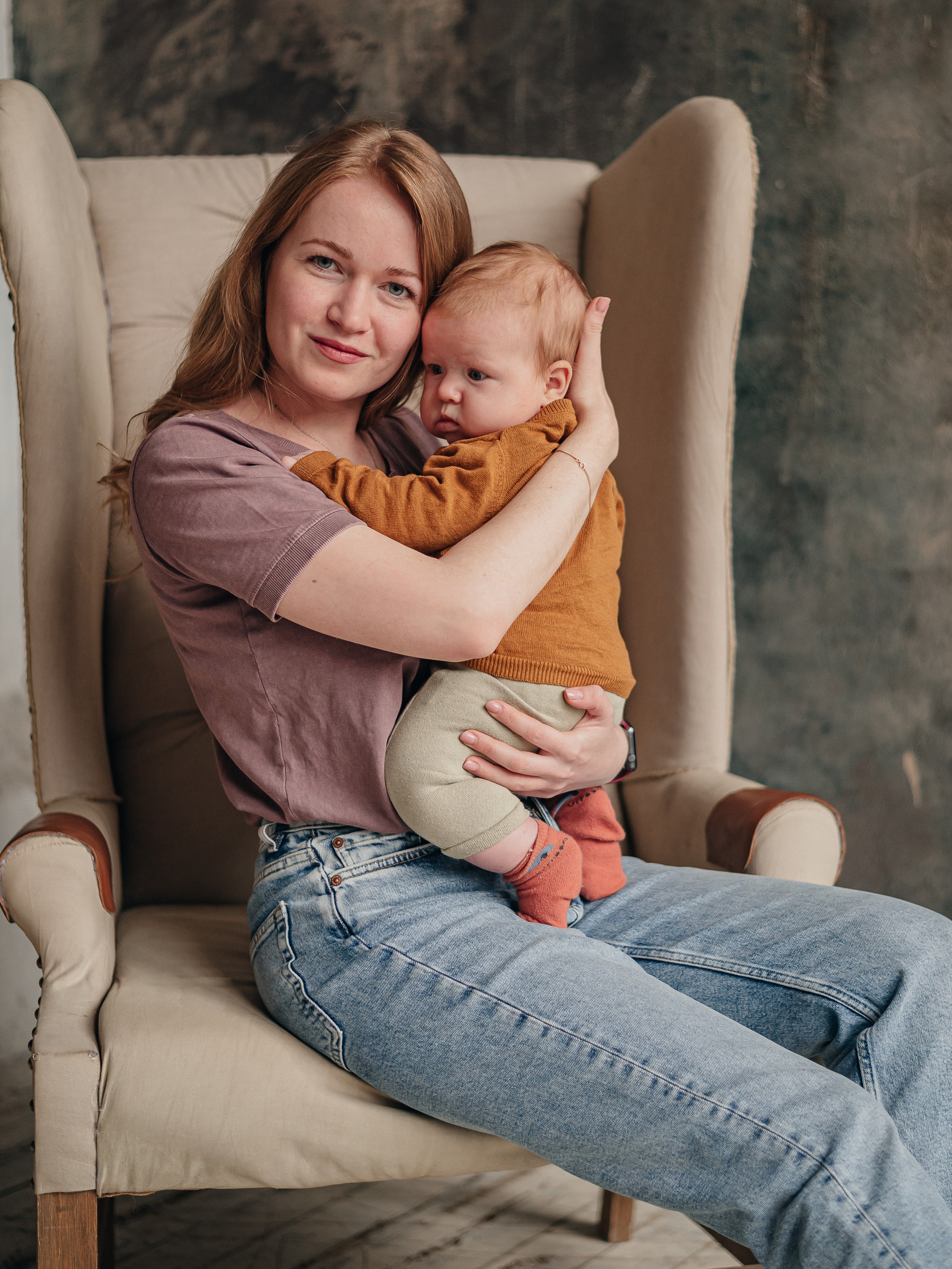 Семейная фотосессия в студии. Фотограф Москва