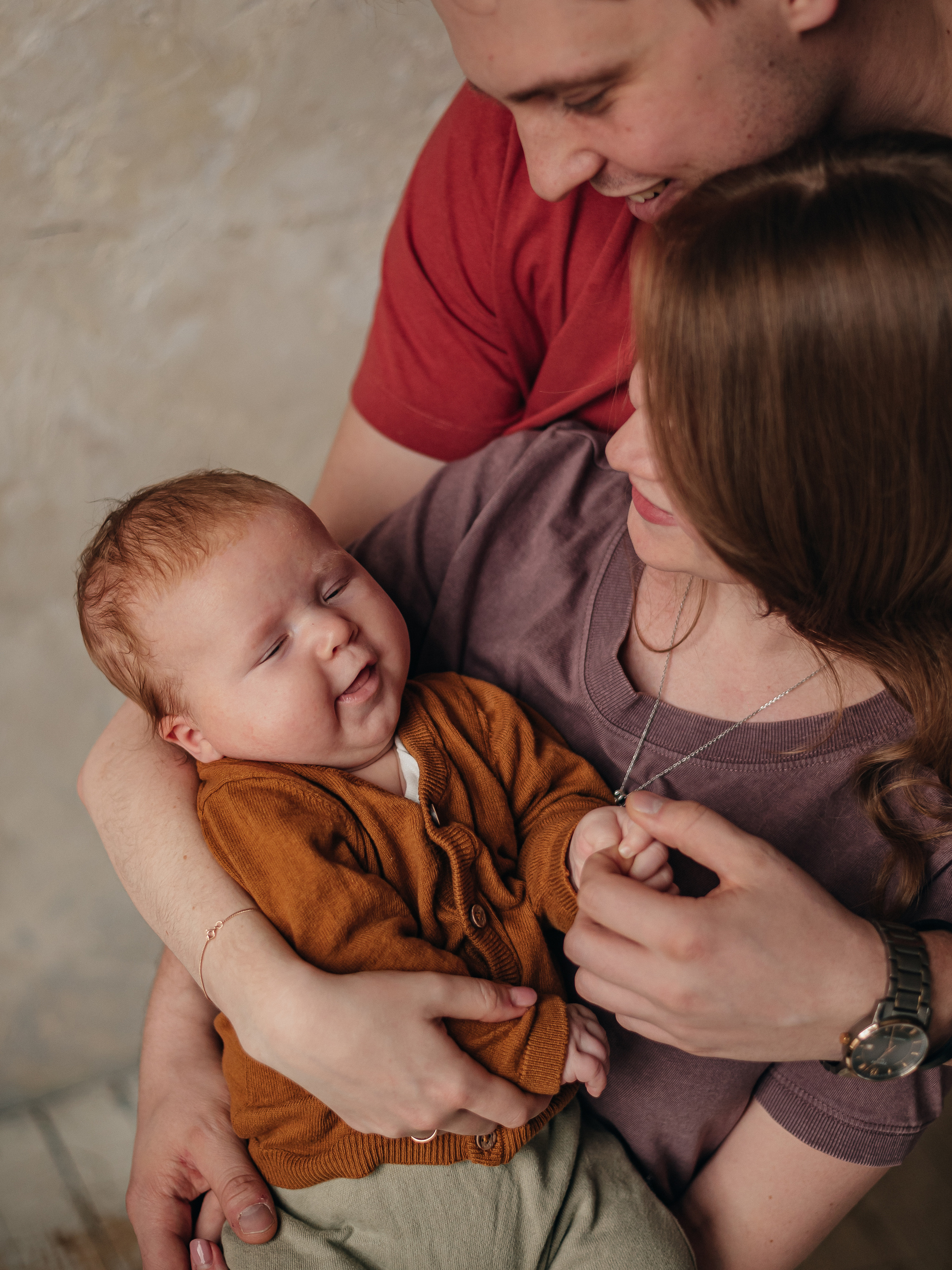 Семейная фотосессия в студии. Фотограф Москва