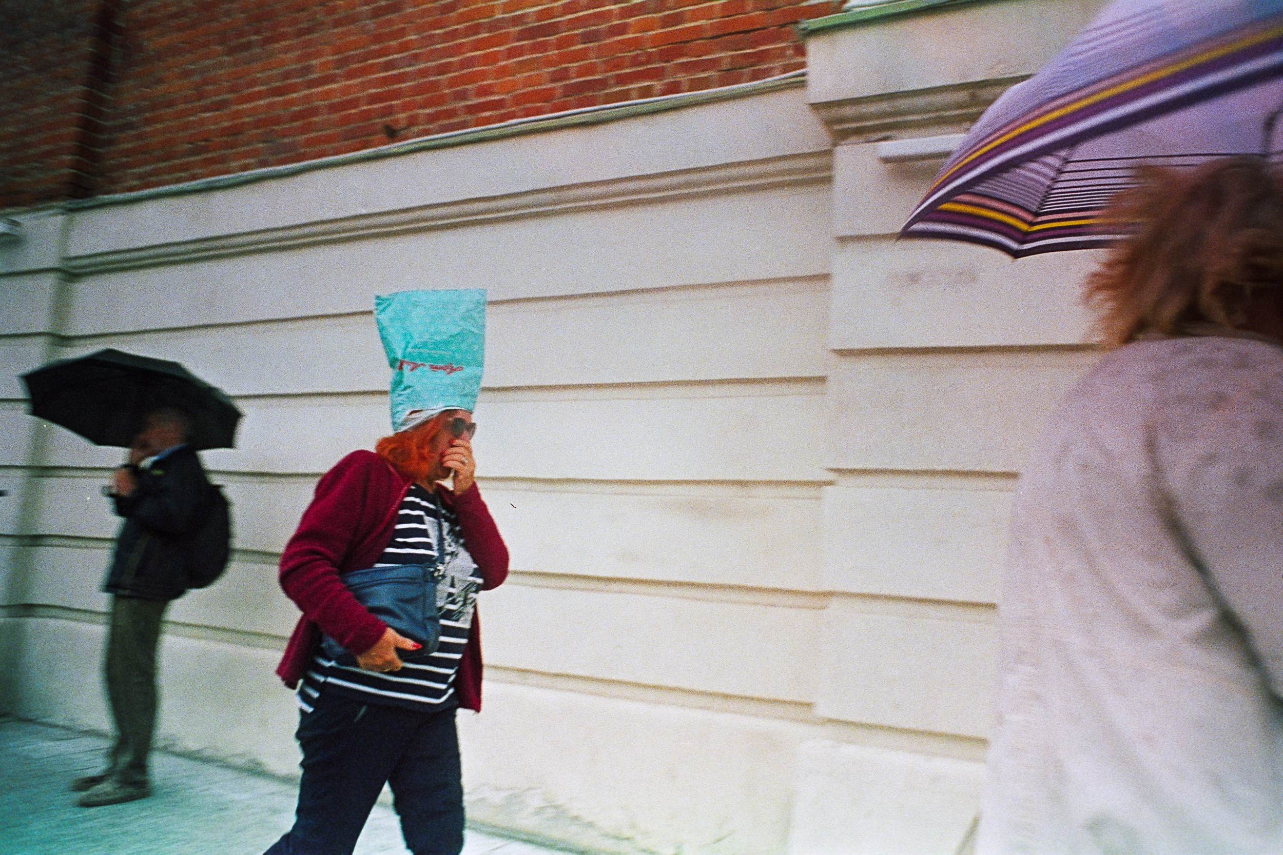 Street-photo города Новосибирск. Портретный и репортажный фотограф. Мыльников Илья