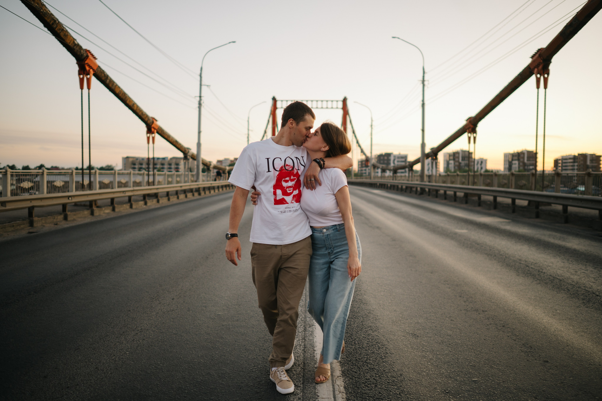 Любовь на мосту. Фотограф Архангельск