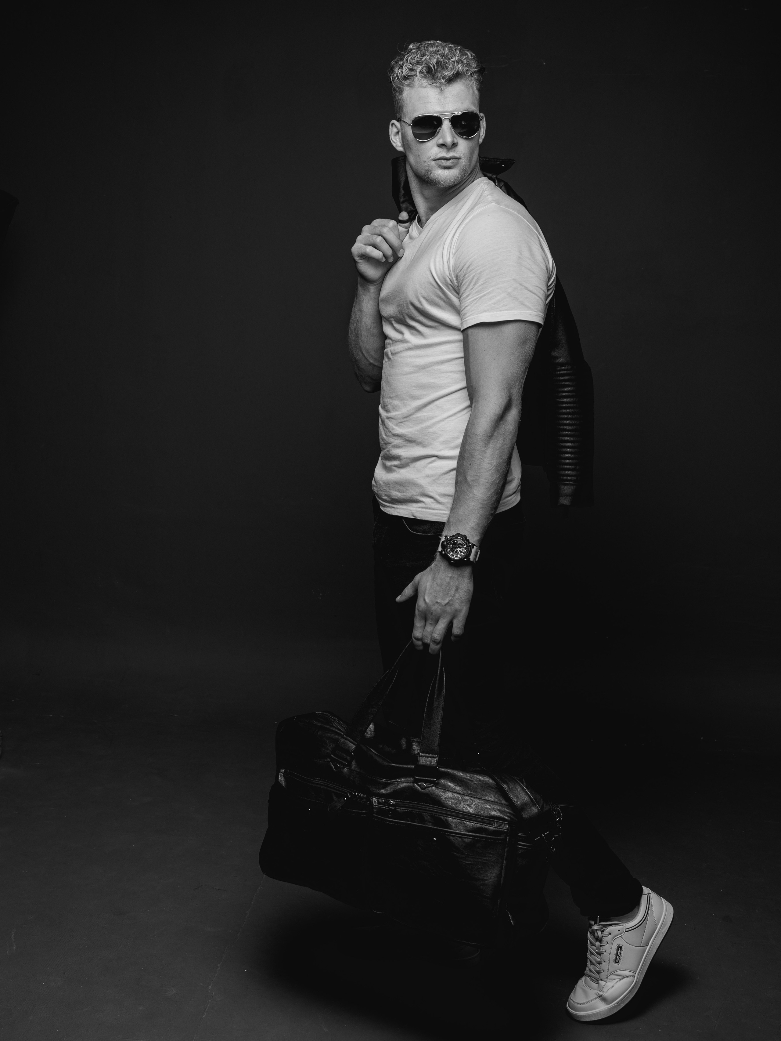 Никита. Фотосессия в Спб в студии, фотограф Панютина Марина