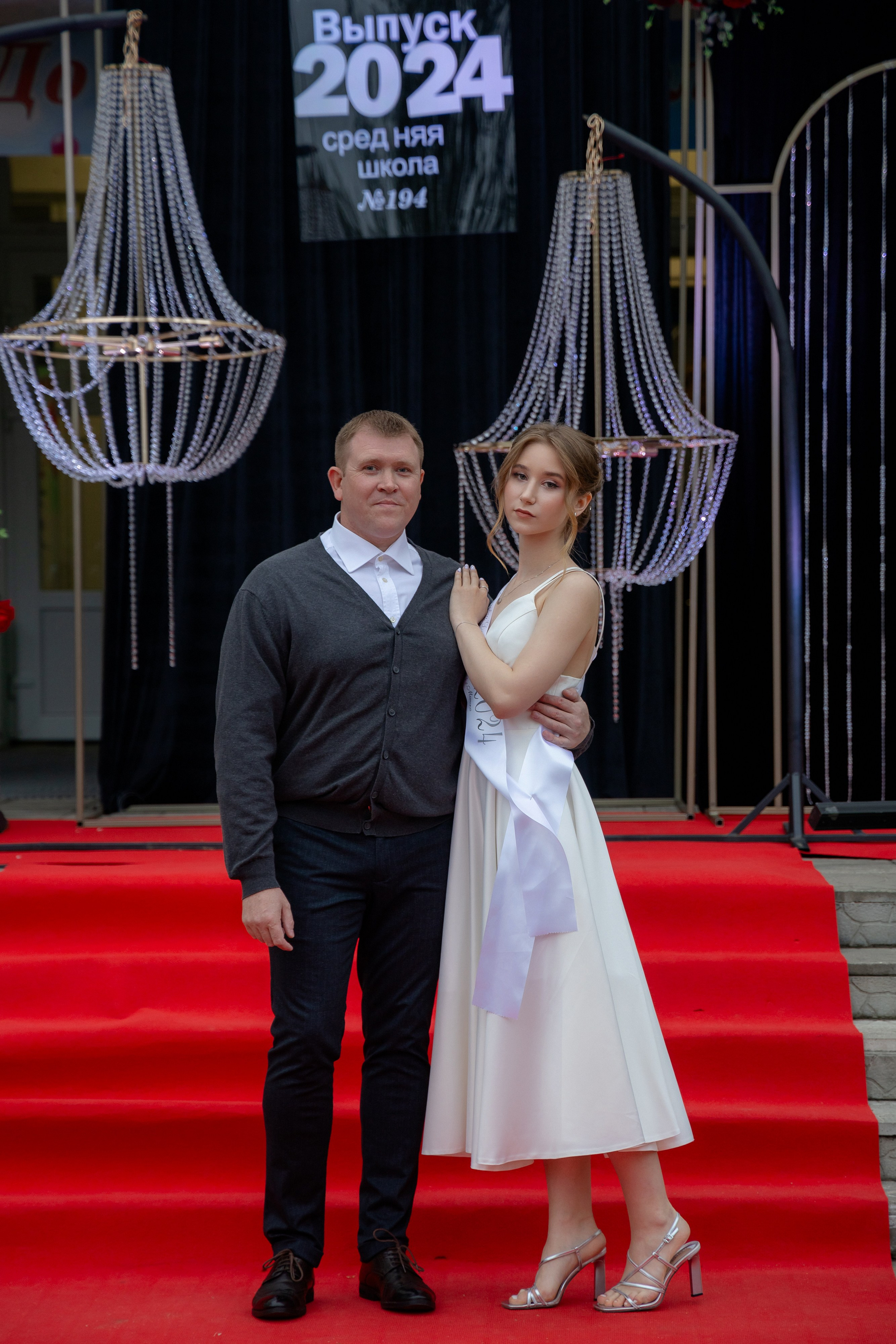Школьный выпускной 2024 год в Соколе (Минск). Свадебный фотограф в Минске/Беларуси Сергей Спиридонов