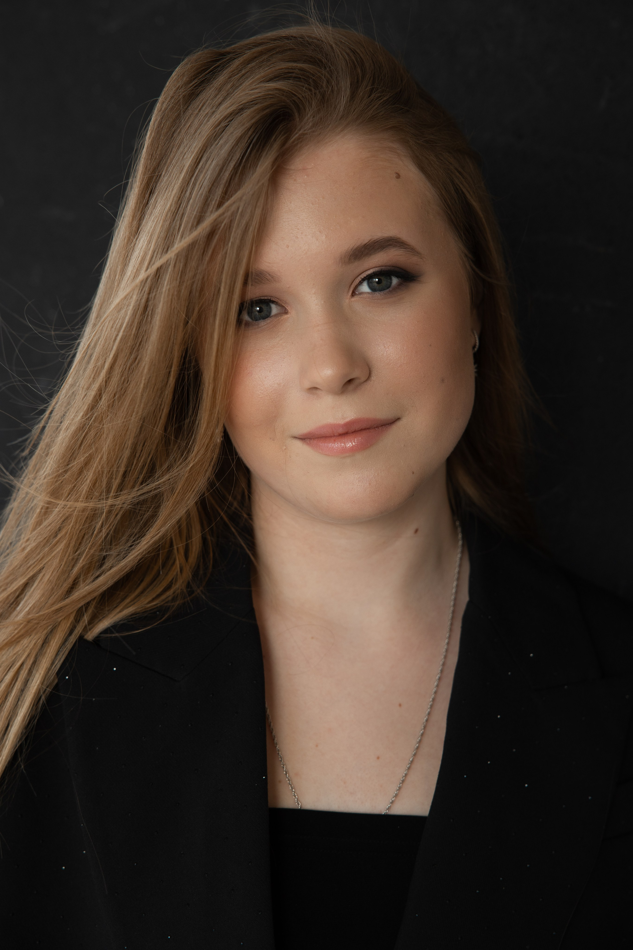 ДИАНА. Я фотограф из Москвы к Вашим услугам