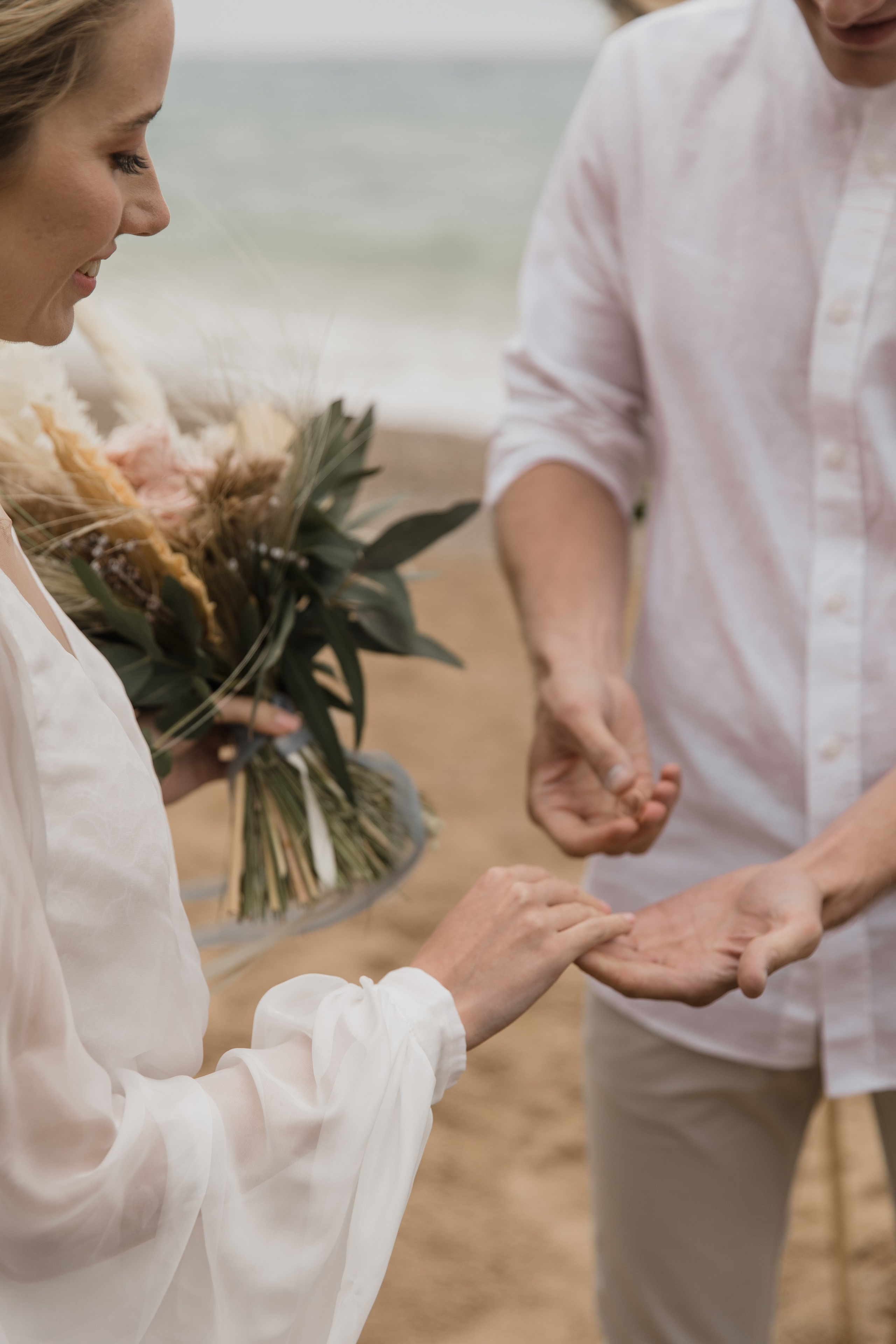 На берегу моря…. СВАДЕБНЫЙ ФОТОГРАФ В КРЫМУ И СЕВАСТОПОЛЕ