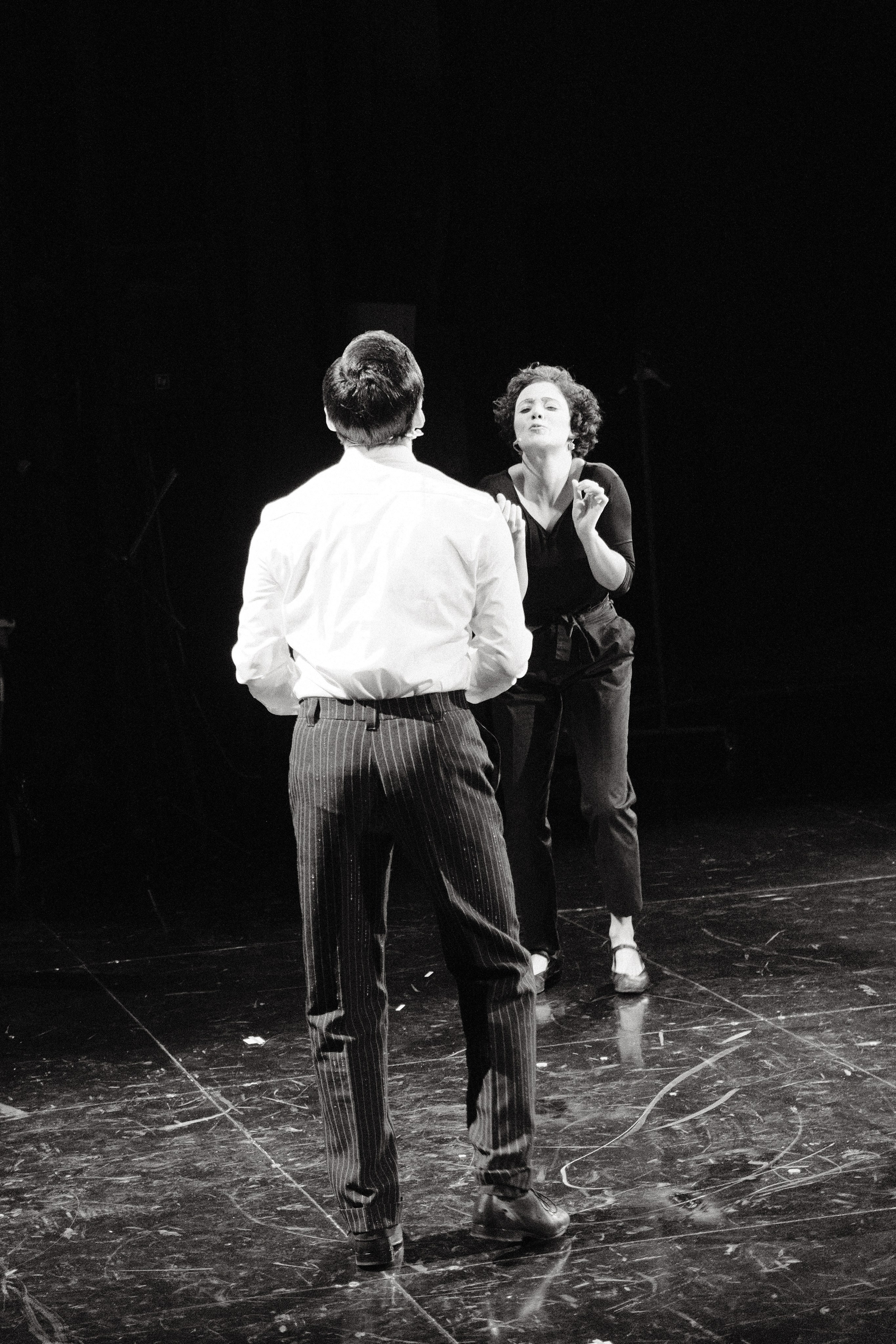 Фотосъёмка спектакля «Счастливые поют». Портретный и репортажный фотограф в Алматы Поваляев Дмитрий