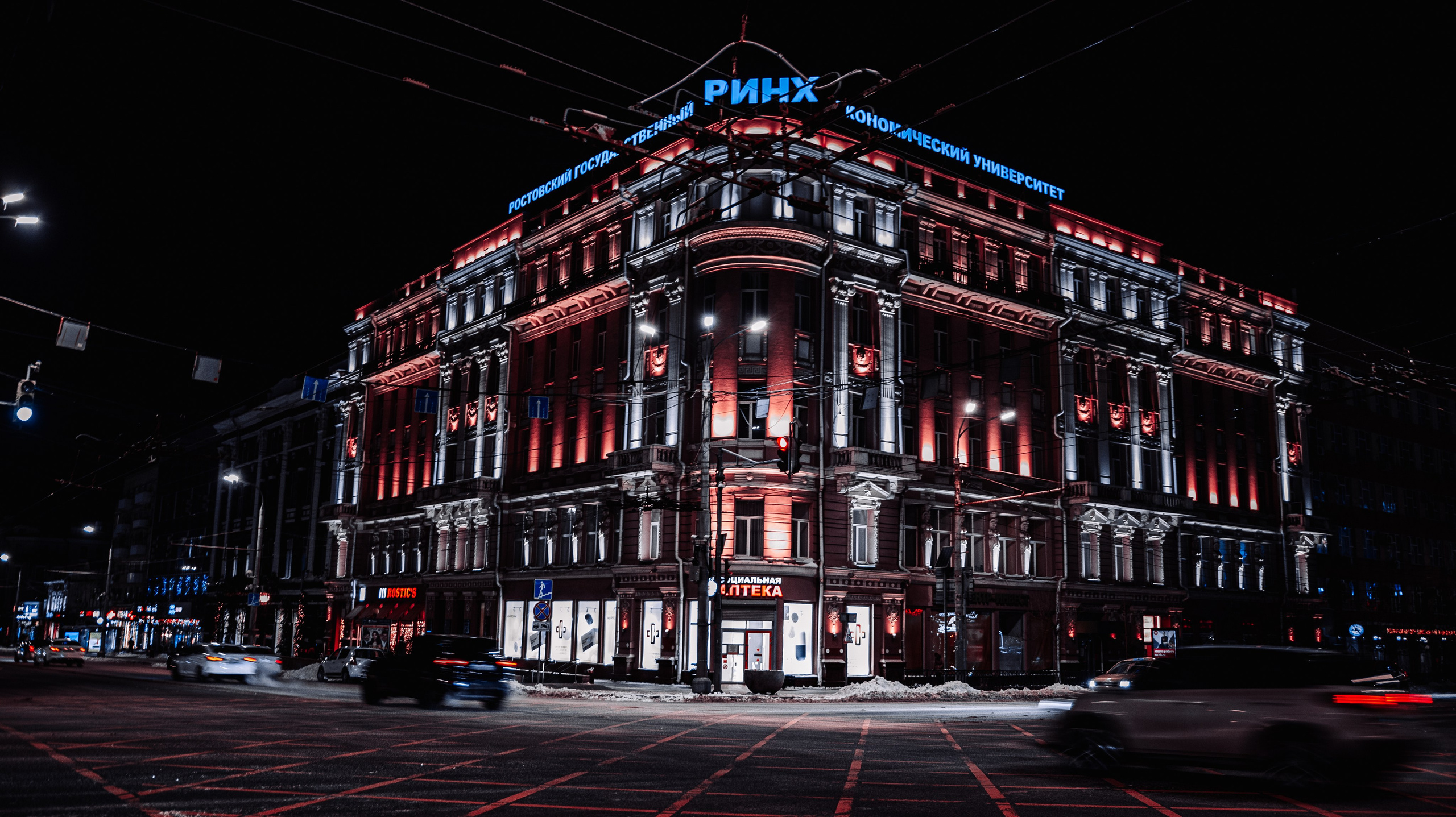 АРХИТЕКТУРА И ГОРОД. Фотограф. Пейзажи, макро, портреты. Город Енакиево, без границ в съёмке