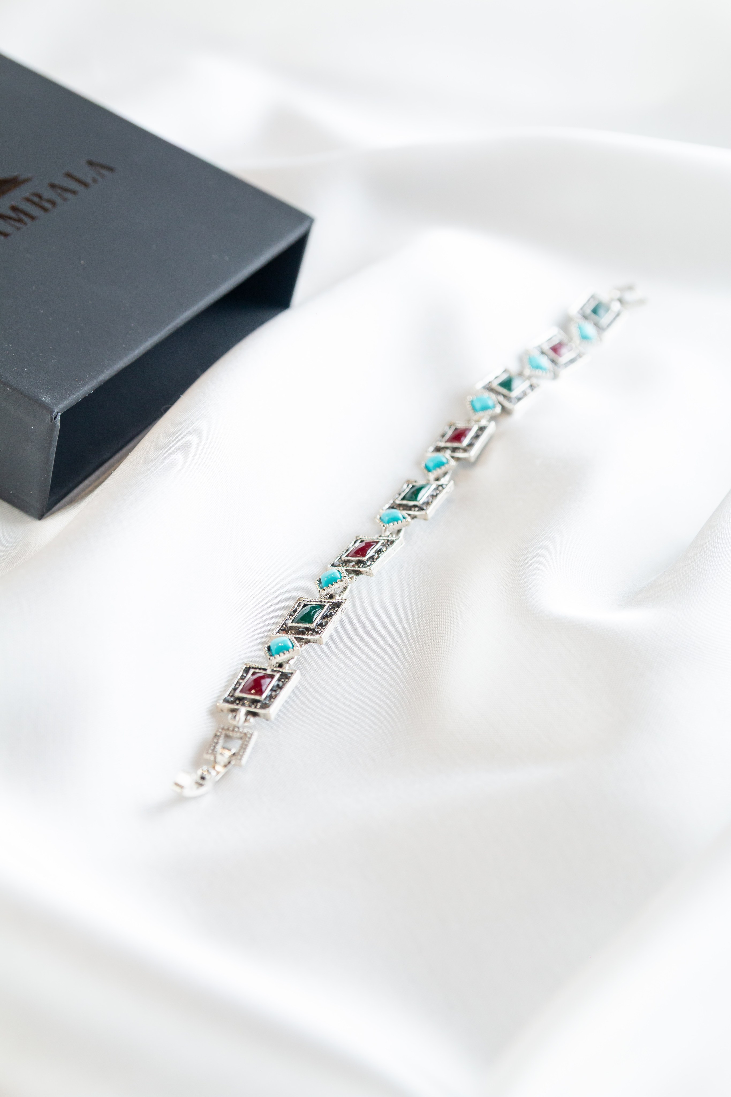 Shambala. Александр Стряпунин — предметный фотограф в Улан-Удэ