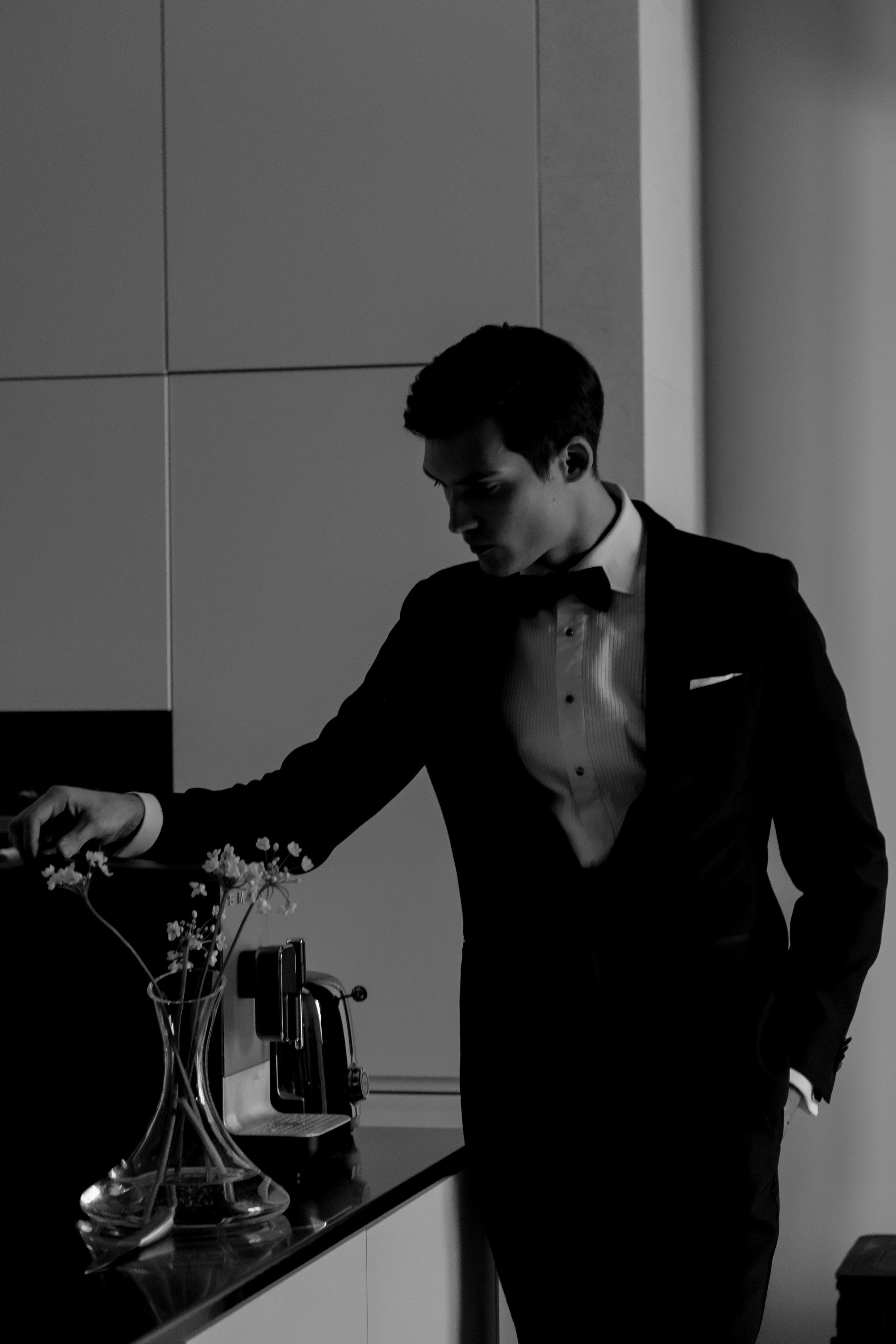 ЭЛЕГАНТНАЯ СВАДБЕНАЯ СЬЕМКА ЖЕНИХА И НЕВЕСТЫ В ДОРОГОМ ОТЕЛЕ САНКТ-ПЕТЕРБУРГА. Профессиональный фотограф, Санкт-Петербург — Виктория Богомолова