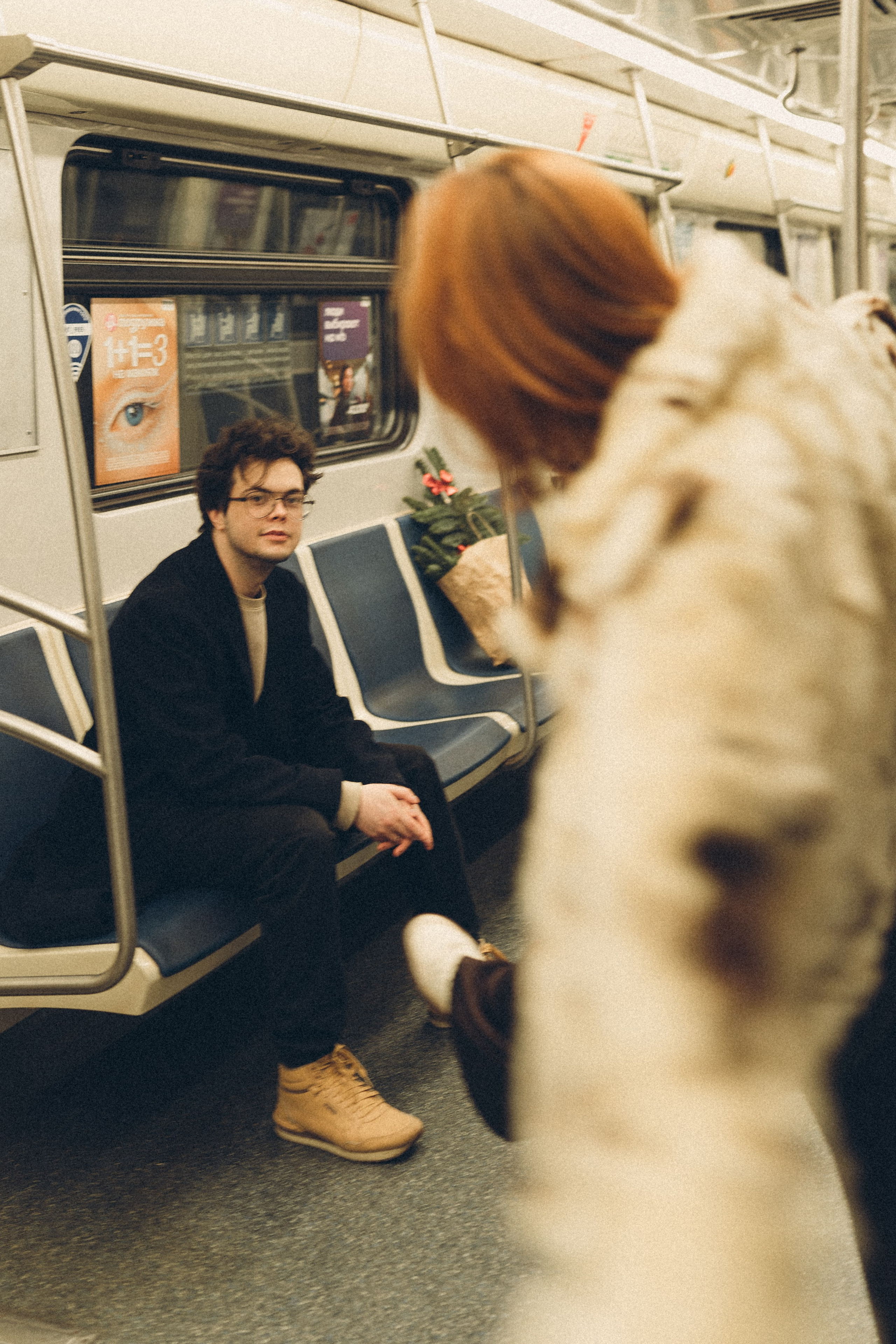 НОВОГОДНЯЯ ФОТОСЕСИИЯ ПАРЫ В МЕТРО ЛЮБОВЬ. Профессиональный фотограф, Санкт-Петербург — Виктория Богомолова