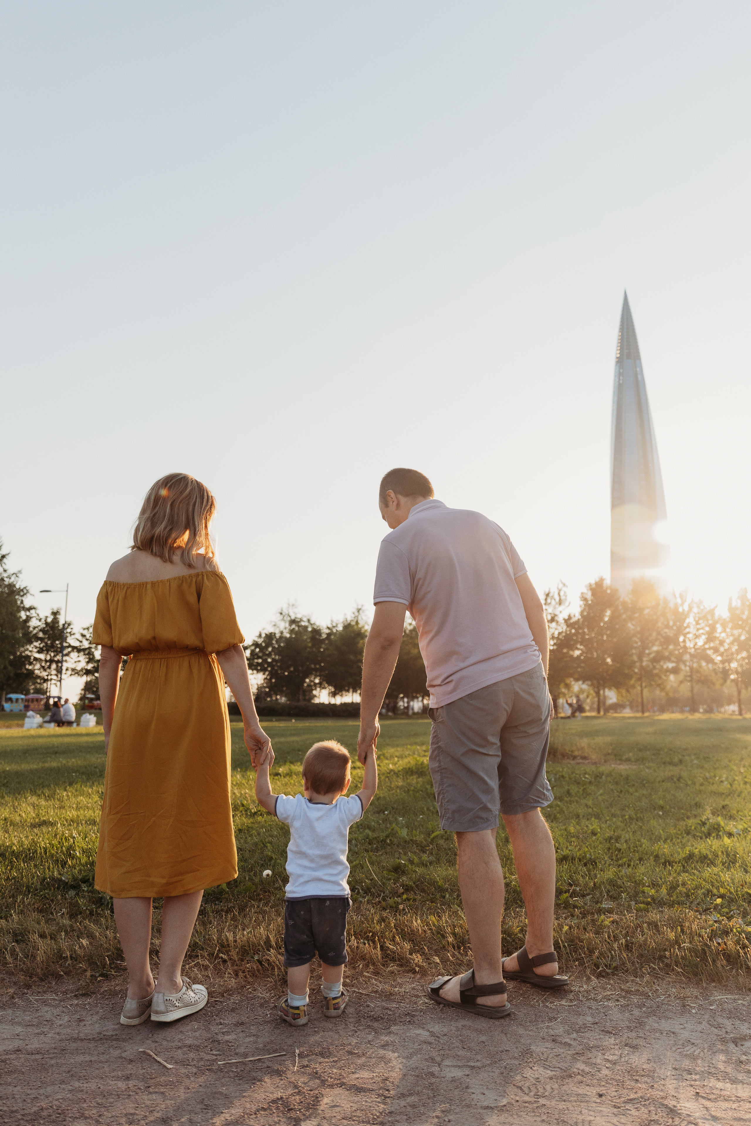 Семейная съемка на закате. Семейный и детский фотограф в Санкт-Петербурге
