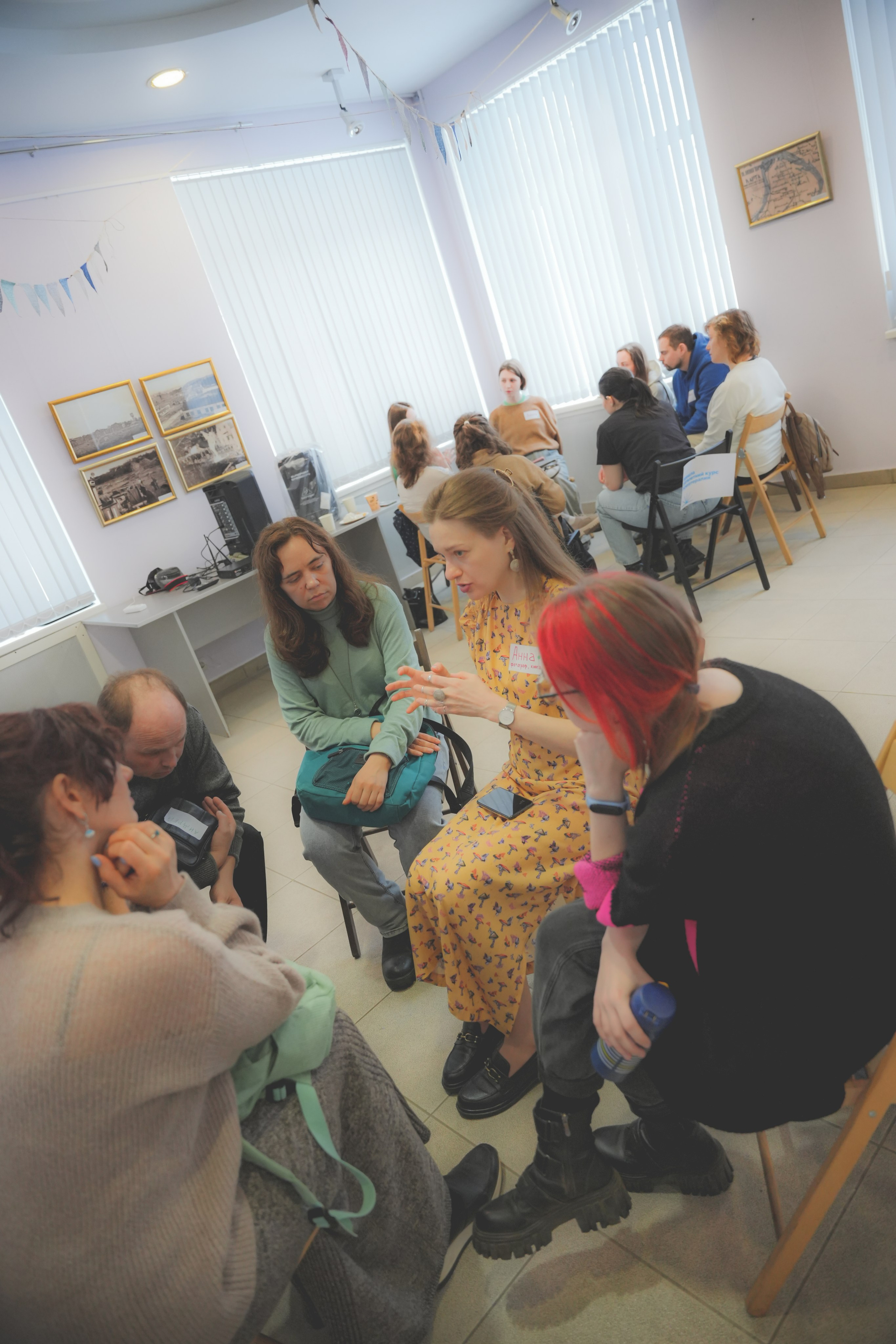 Живая Библиотека. Уголок фототворчества Никиты Усачева