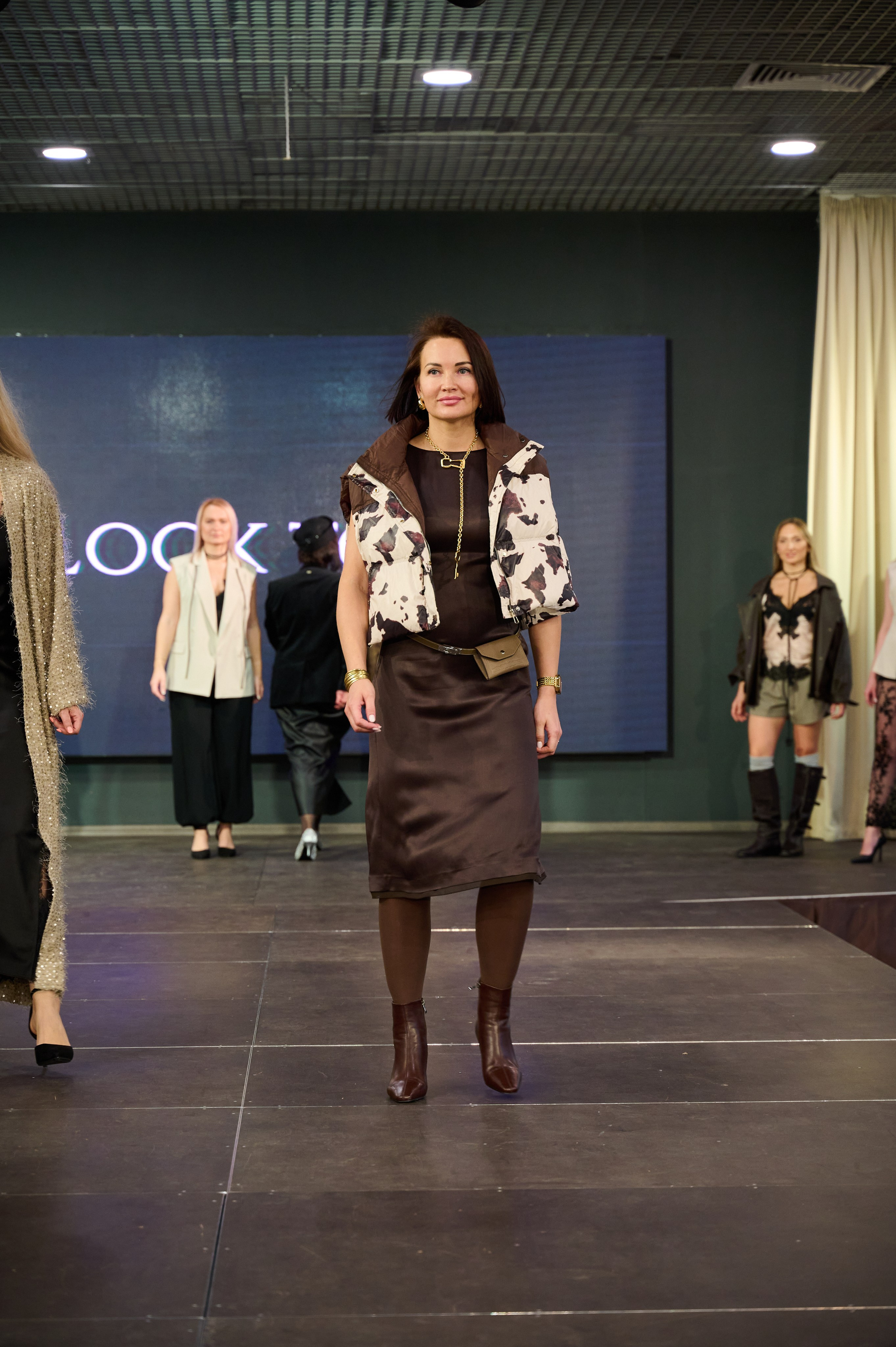 Показ Global Russian Models. Фотограф Универсал в Новосибирске