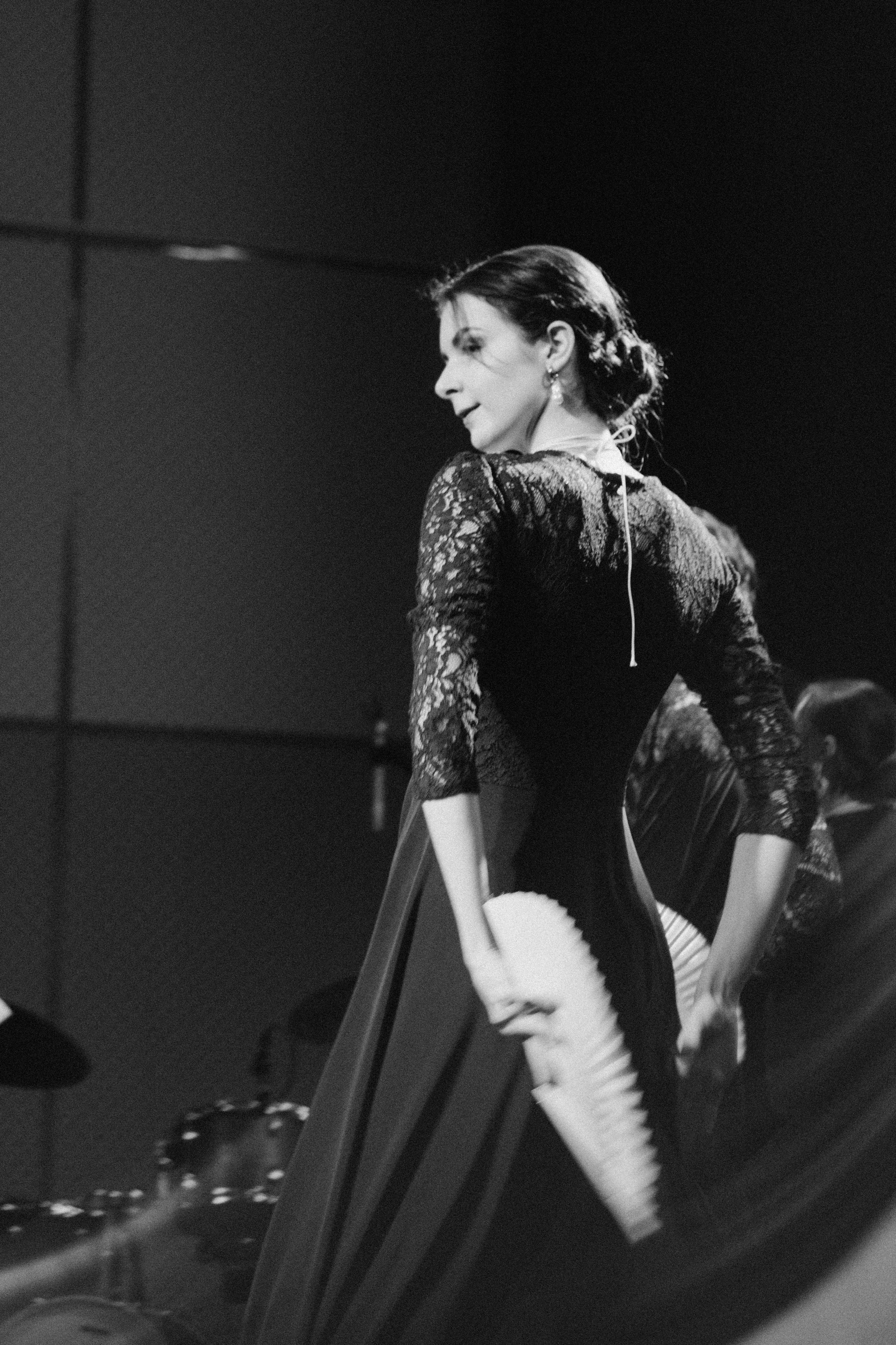 Спектакль «Mujeres» («Женщины»), студия фламенко Tierra del Sol. Анна Демидова — фотография для жизни и бизнеса в Абакане