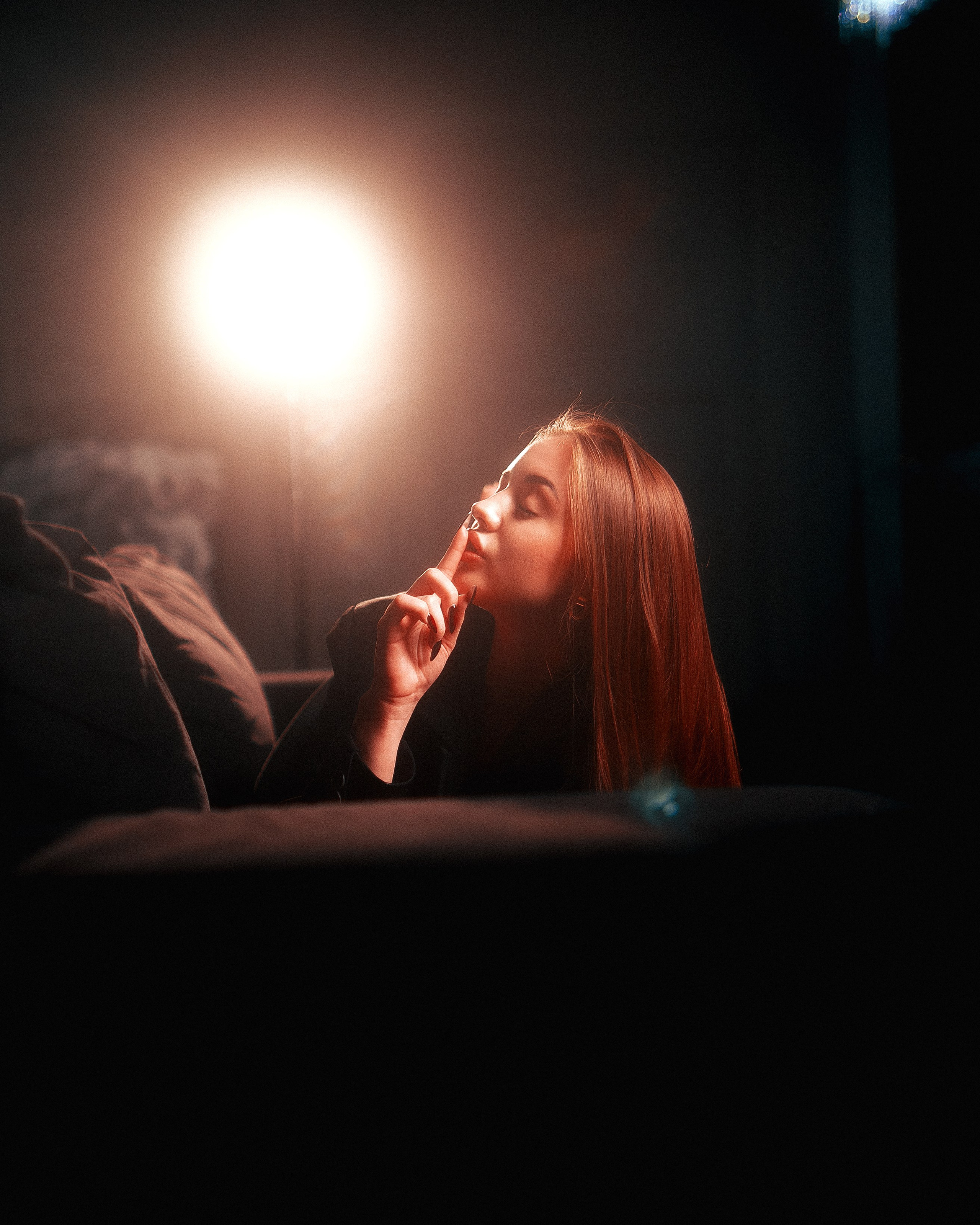 Фотосессия в студии для Полины в Новосибирске. Фотограф в Новосибирске Владислав Унтерберг