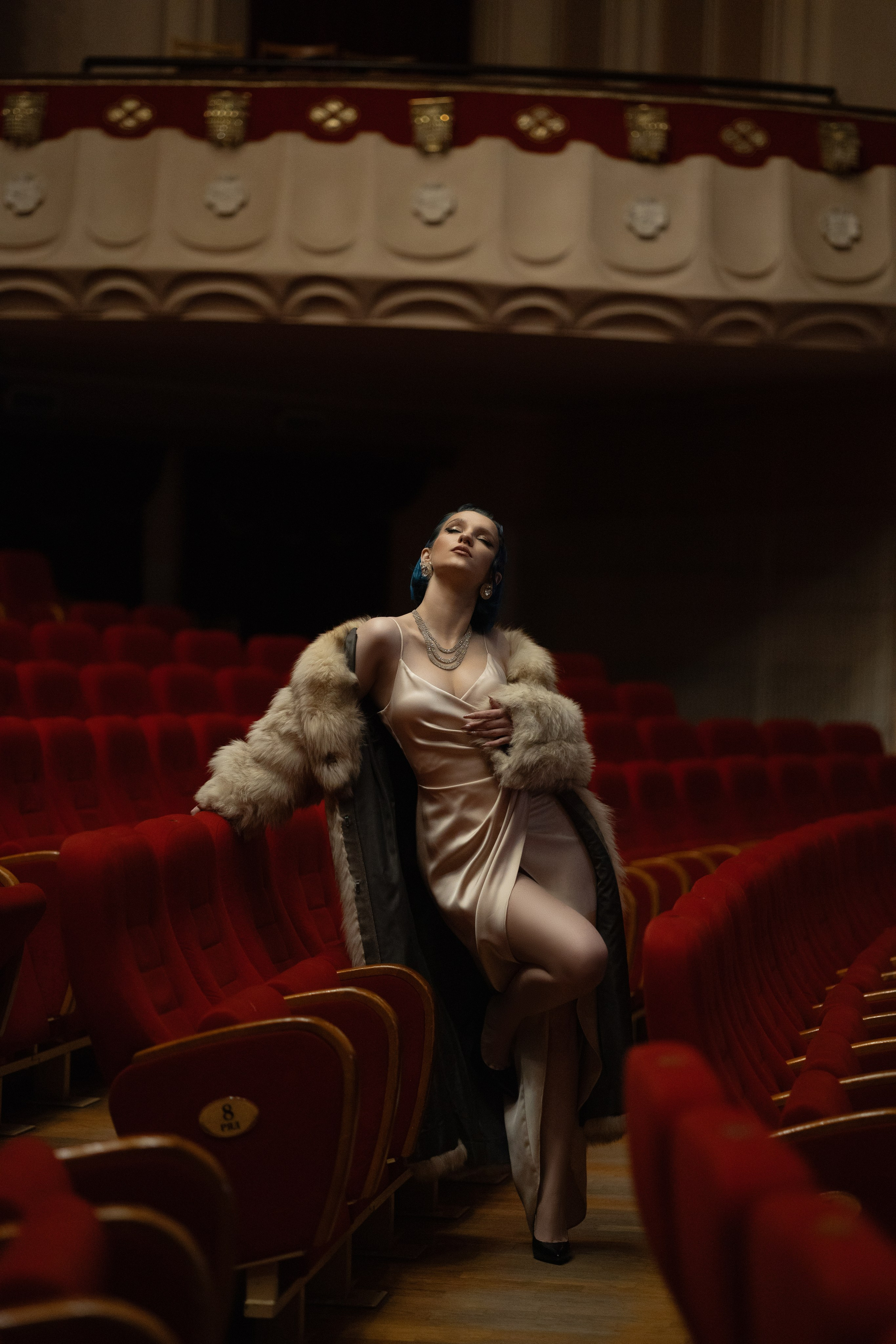 Женский портрет в студии. Фотограф Минск