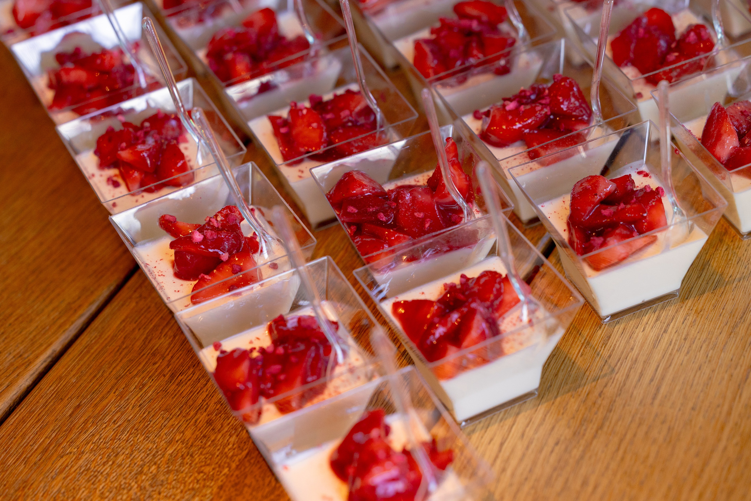 «Новые Горизонты» Санкт-Петербург. Агентство по организации мероприятий