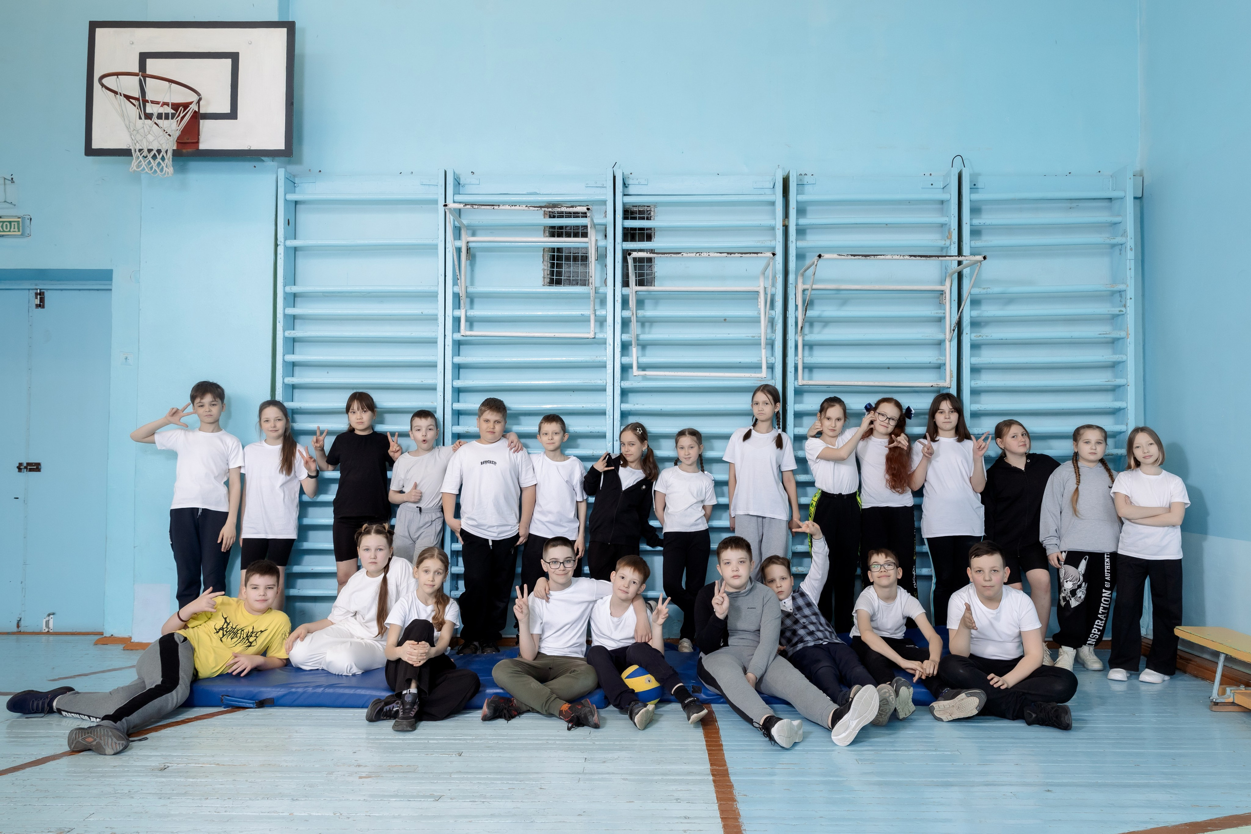 Школа 54 4А кл (2023-24) 2 часовая фотосессия в школе. Свадебный и Семейный фотограф г. Ижевск Гульназ Солдатова. Гульназ фото