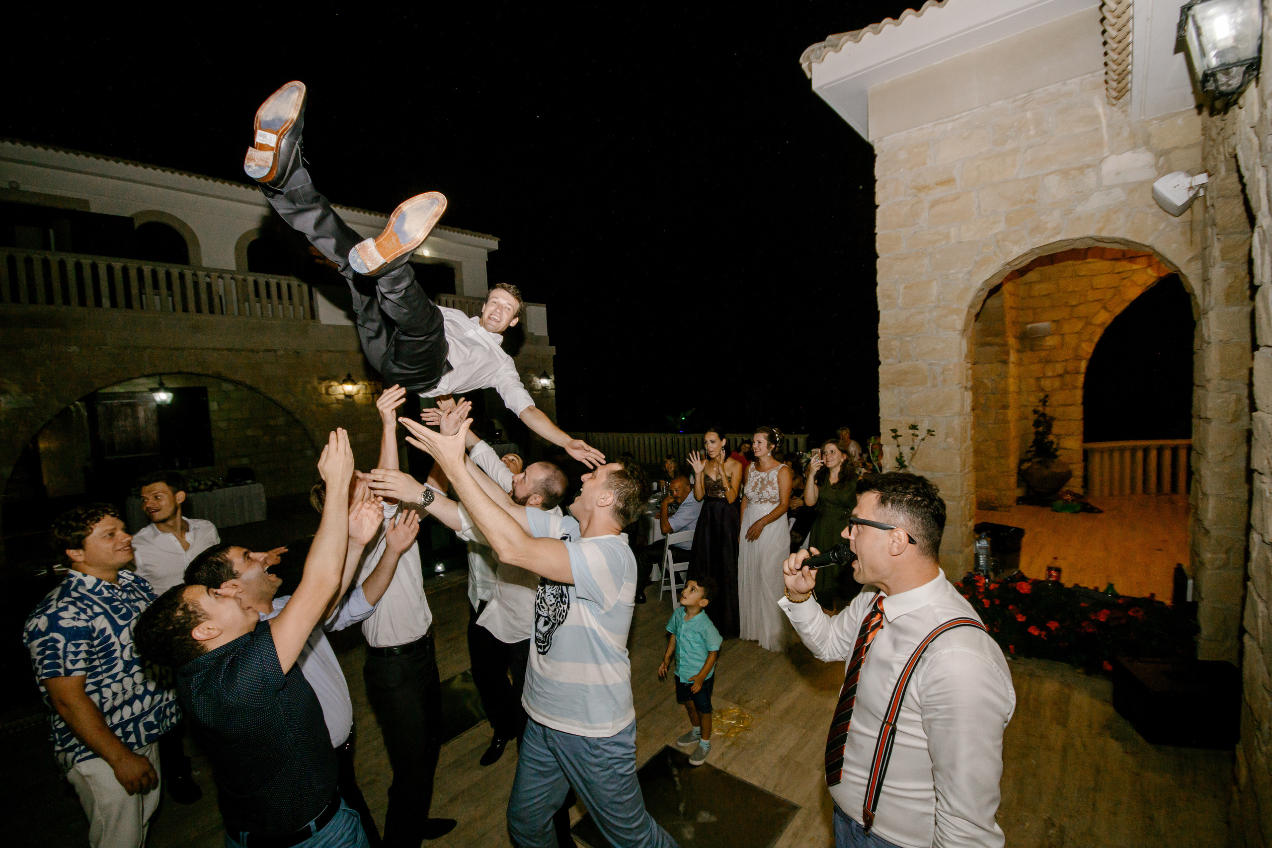 Садьба на Кипре. Свадебный фотограф и видеооператор Андрей Любовинин