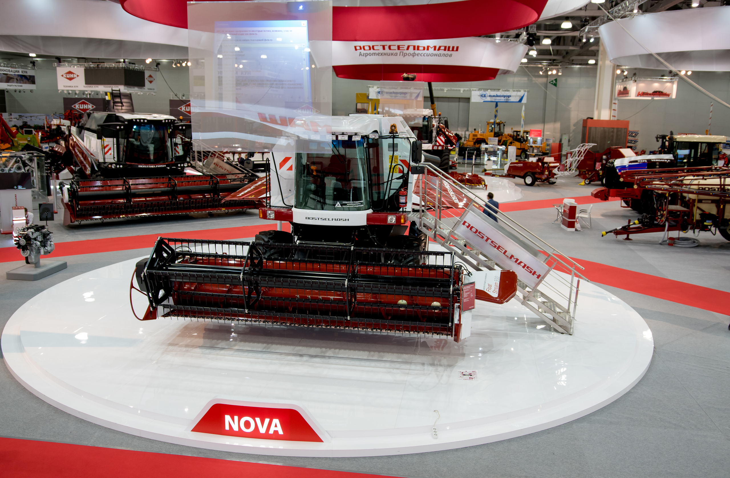 Выставка «Россельмаш». Свадебный фотограф и видеооператор Андрей Любовинин