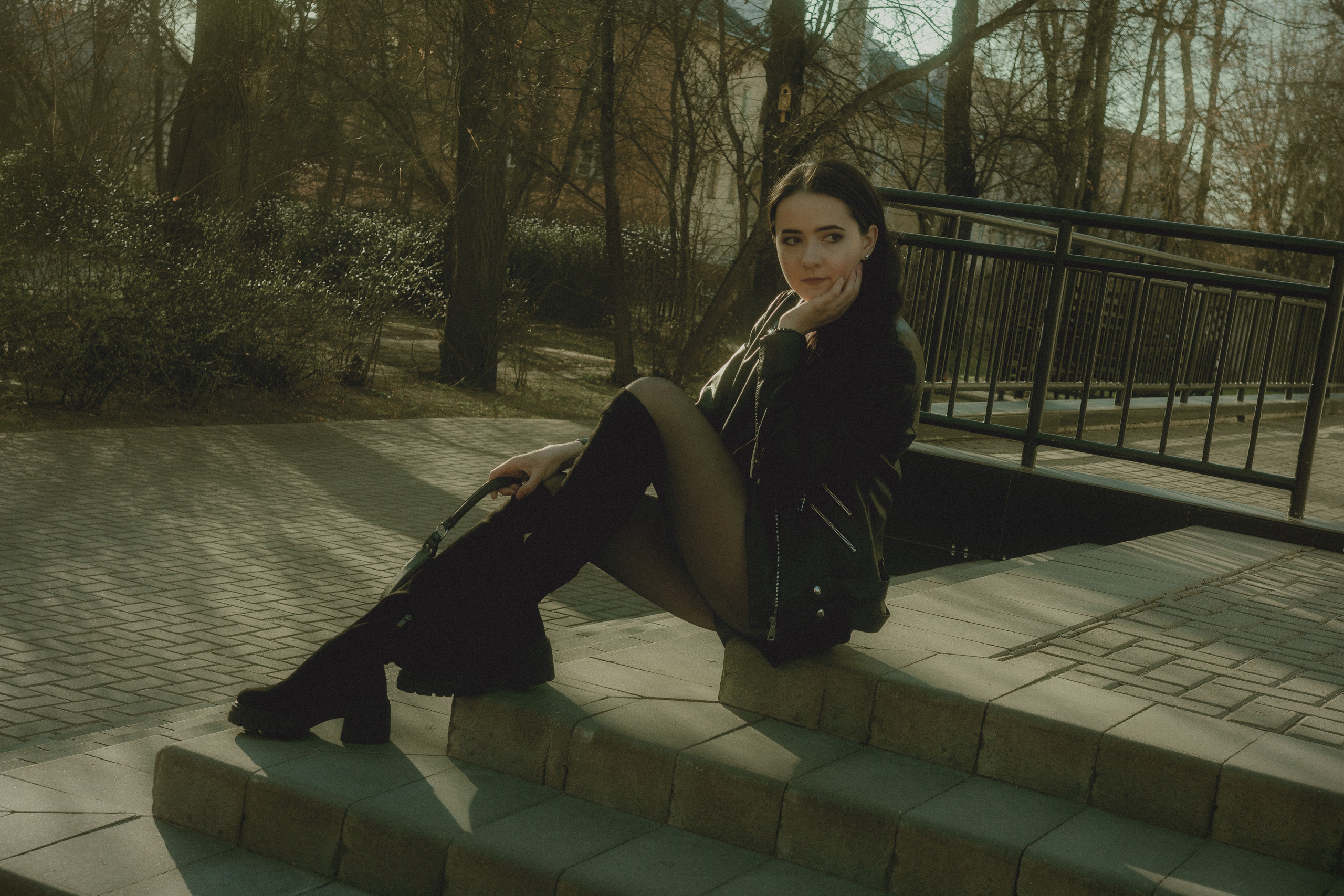 Солнечный Апрель