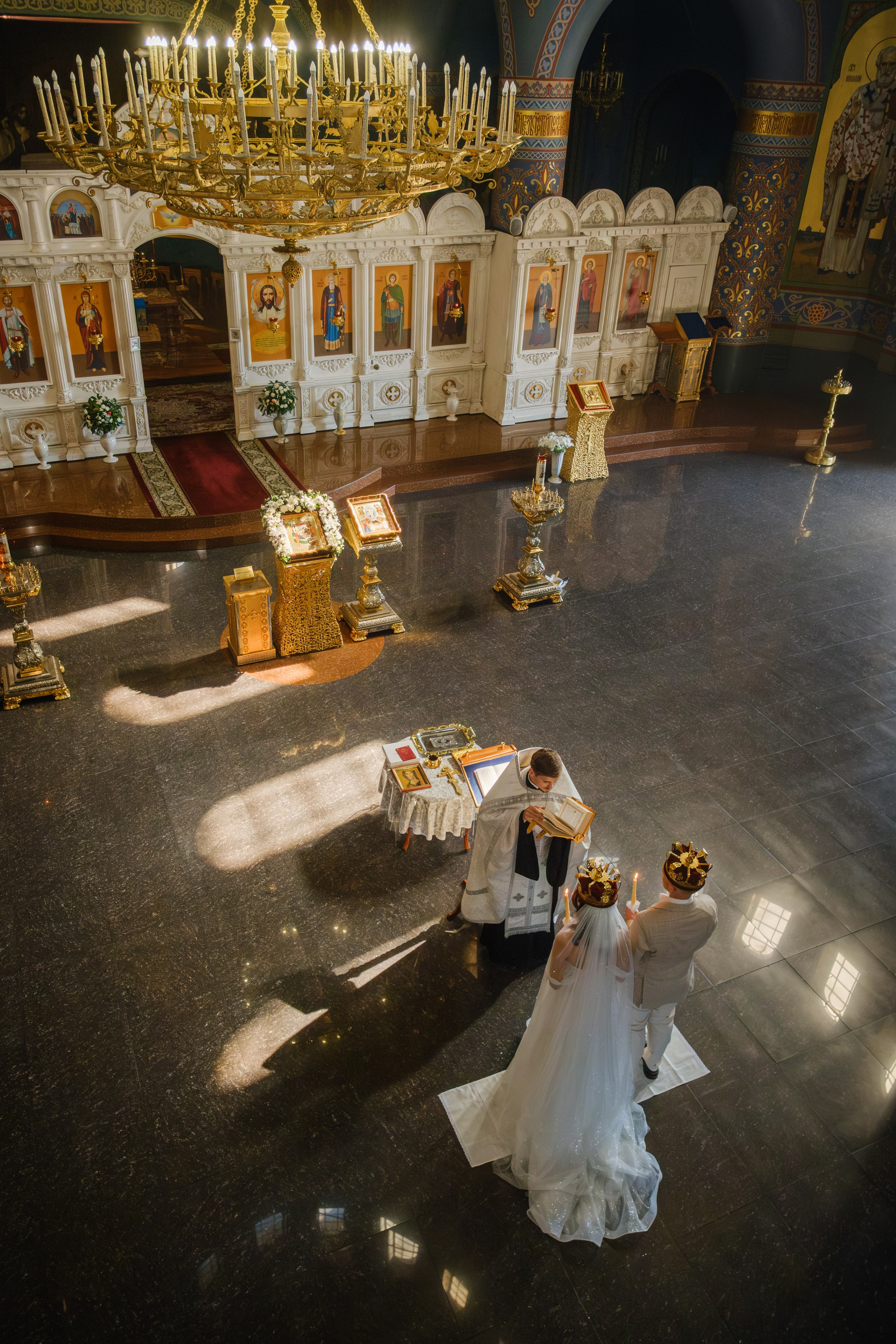 Две Здезды — Храм 19 века. Свадебный Видеограф Фотограф в Сочи