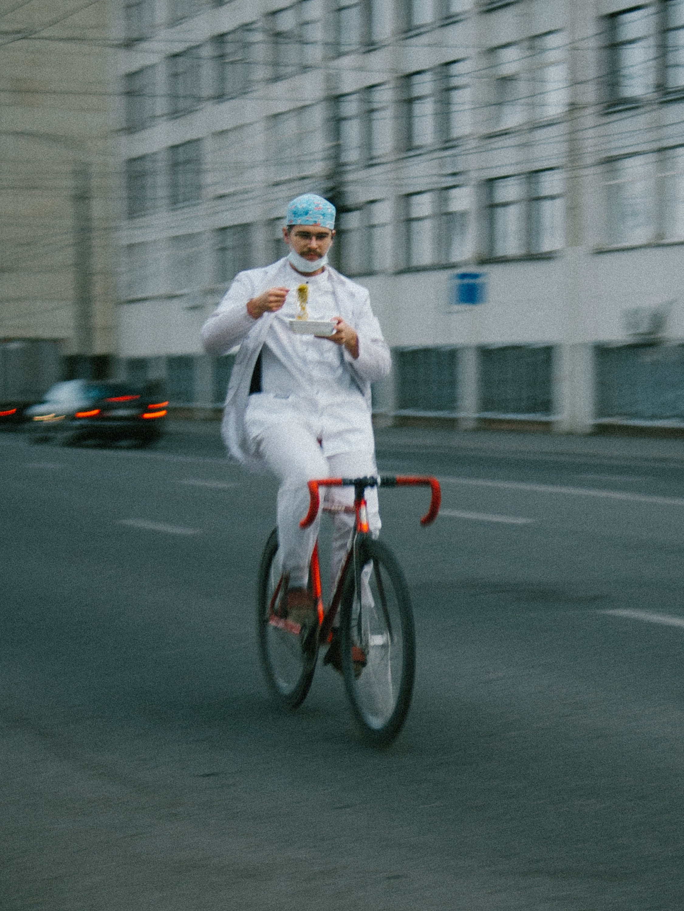 Студент меда (Олег), Октябрь 2025. Фотограф в Челябинске Вера Юрина