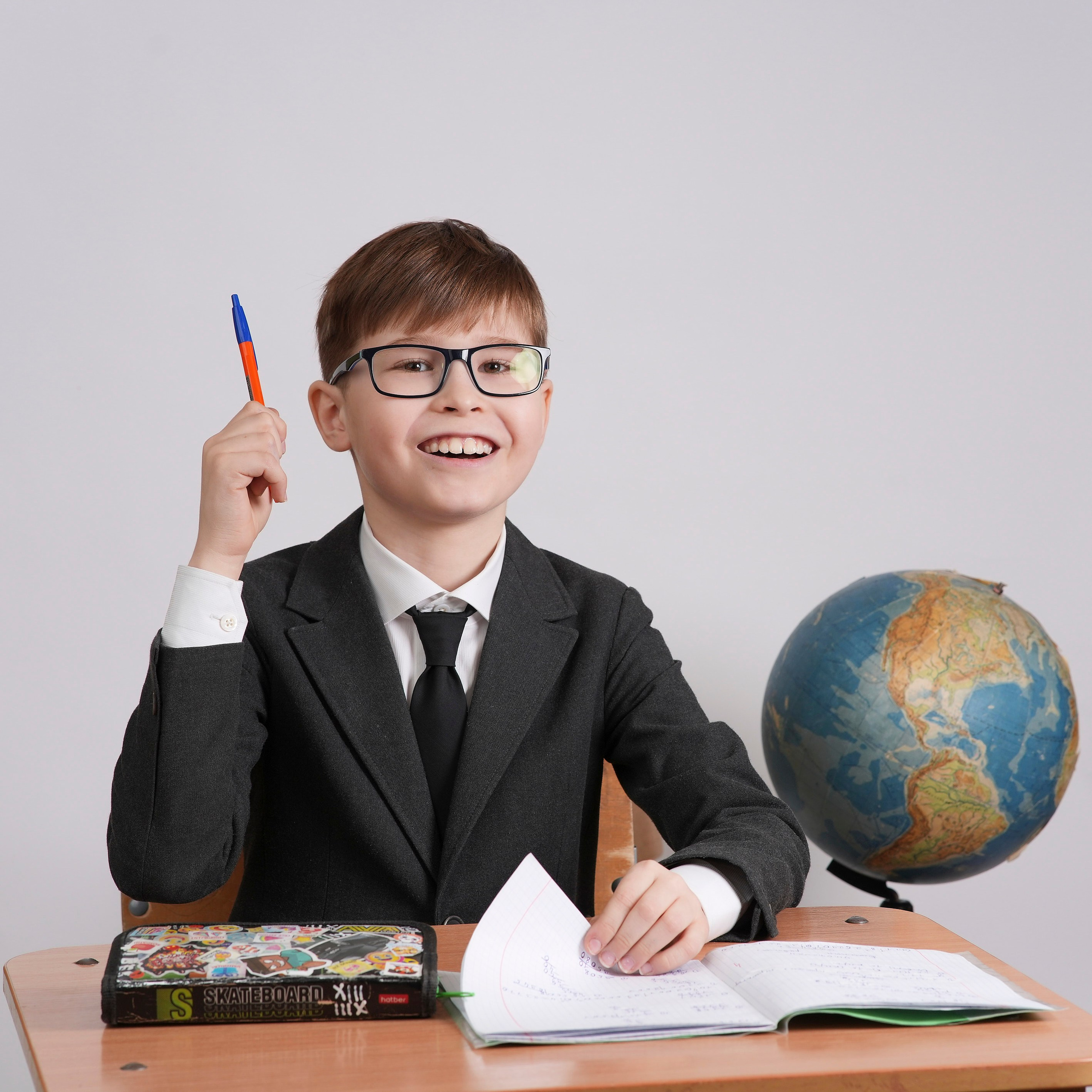 ФОТОСЕССИЯ В ШКОЛЕ (в классе). Школьная фотография в Санкт-Петербурге, выпускные альбомы, фотосессии