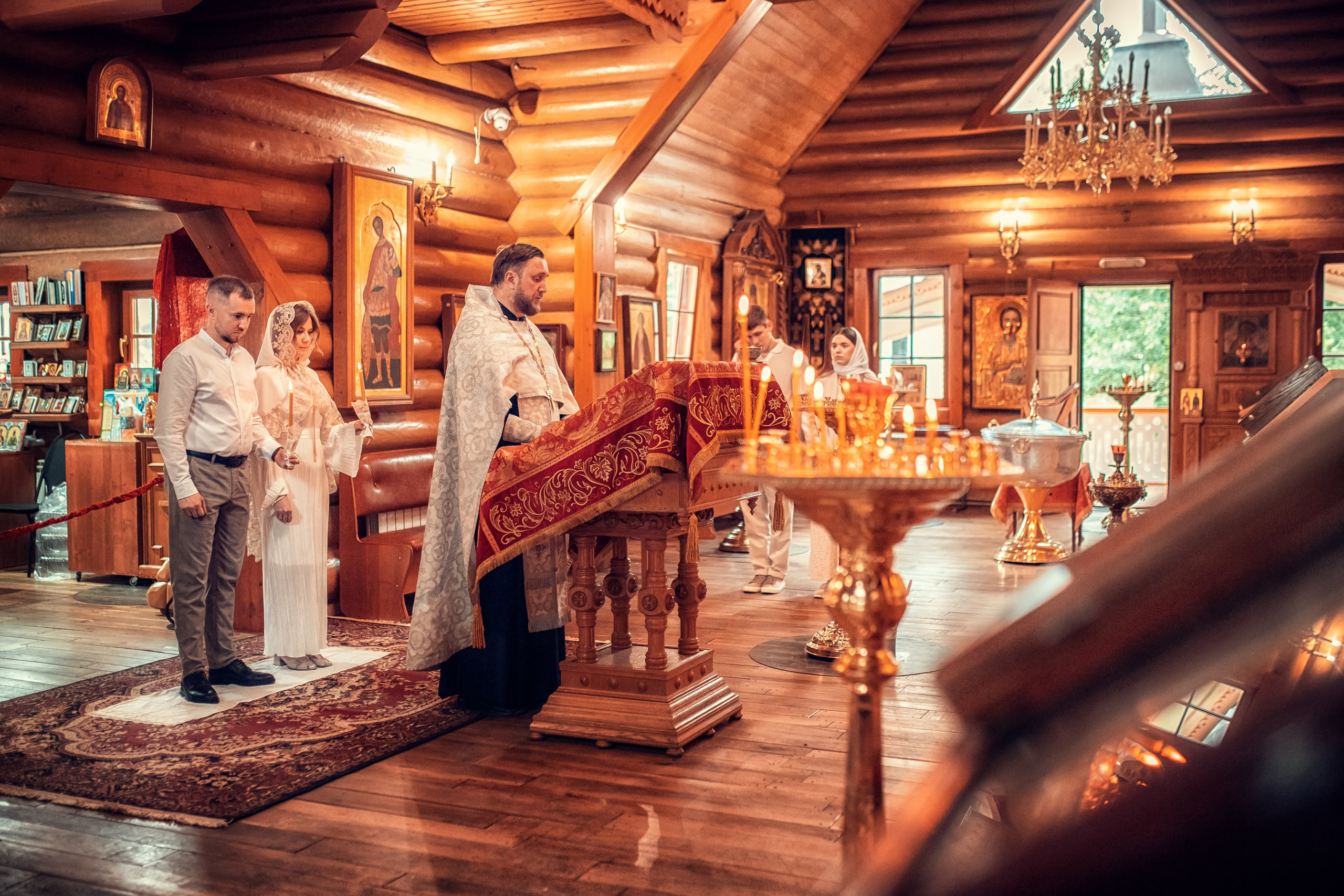 Таинство Венчания Ильи и Алены. Екатерина Крапивина фотограф церковных Таинств в Нижний Новгороде