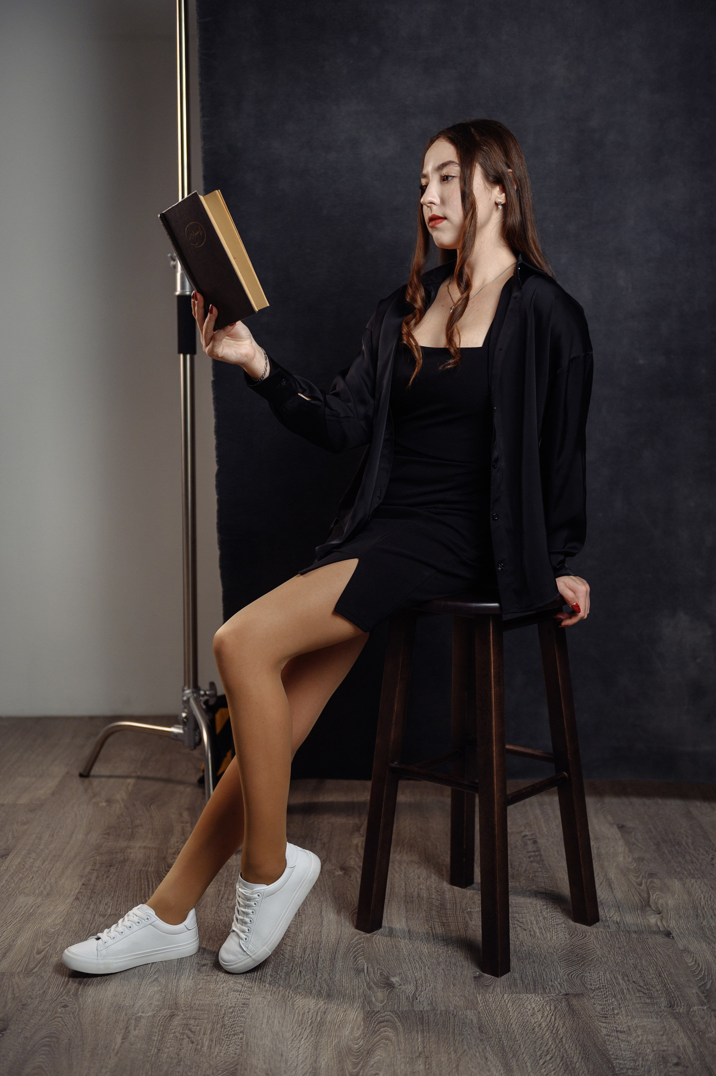 Альбомы в ФотоСтудии SelfieBox. НеФотоАльбом — выпускные альбомы Абакан Минусинск Черногорск Хакасия