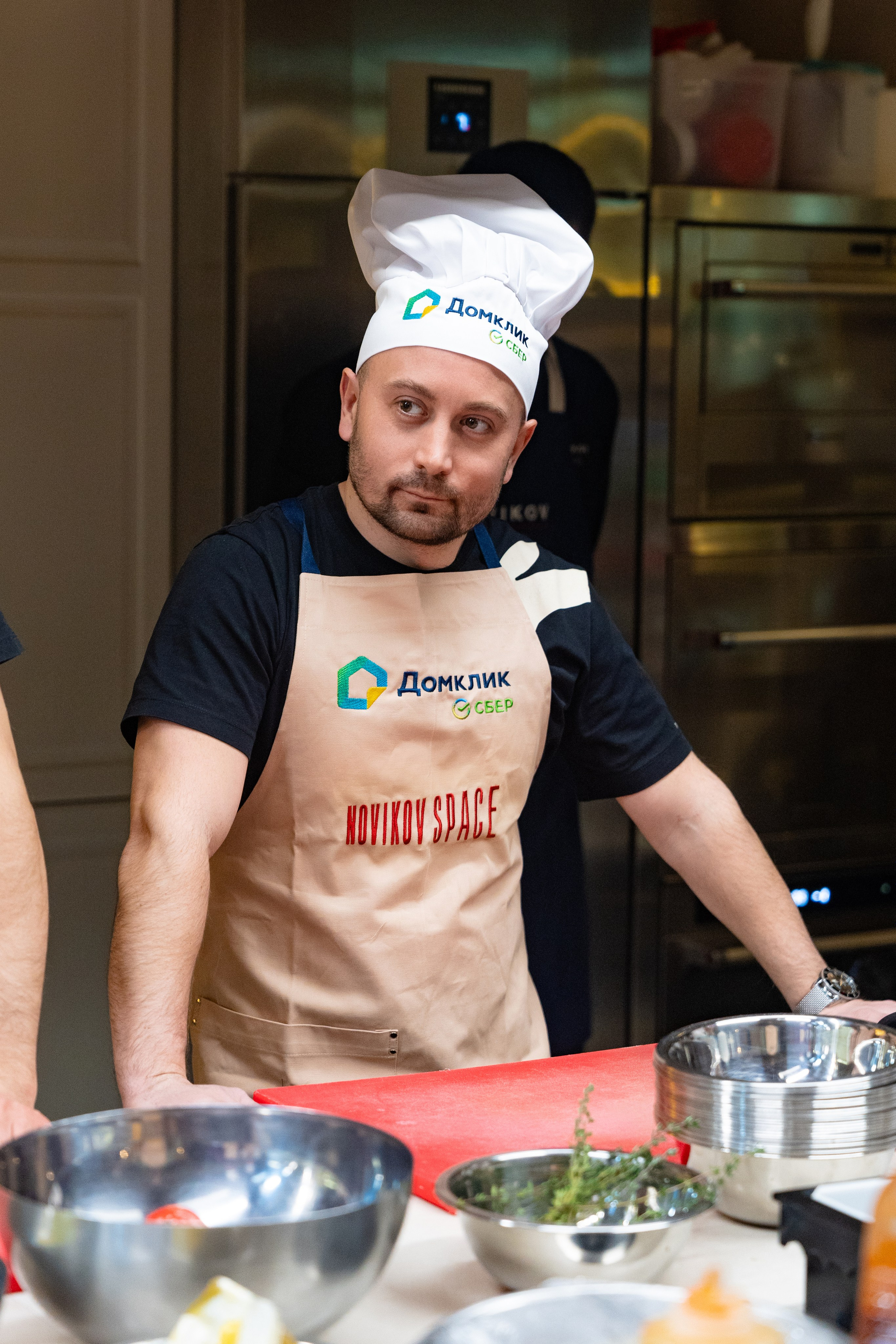 NOVIKOV SCHOOL — Умами зал. Фотограф Никита Комаров