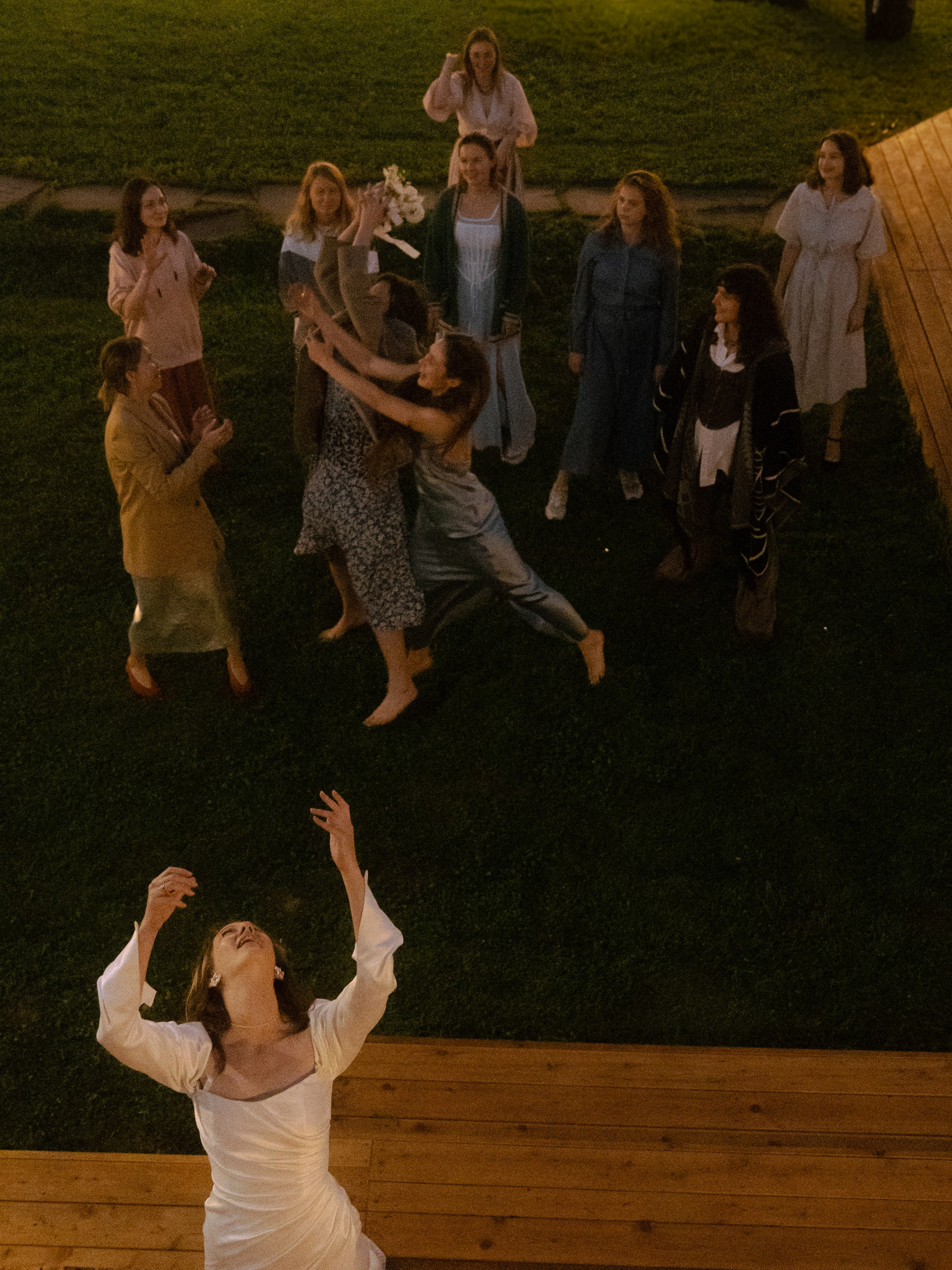 Алиса и Слава, роспись в Москве и вечеринка на природе, подальше от города. Фотограф в Москве Екатерина Черненко