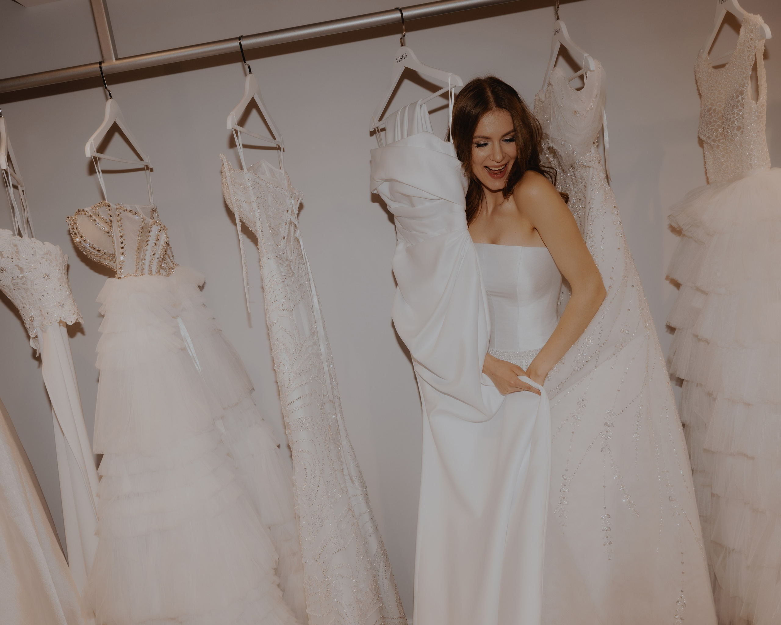 Открытие свадебного салона VISHA. Свадебные фотографы в Гомеле и Минске Сергей и Анастасия Фещенок