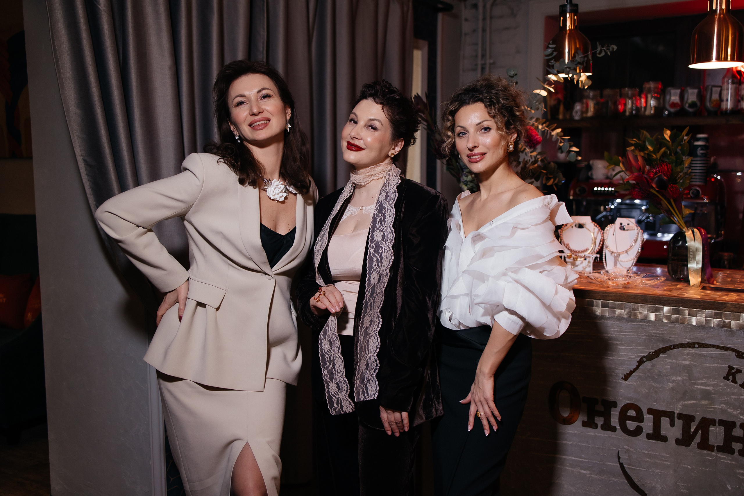 Клуб Гедонист — Онегин в «Онегине». Свадебный, семейный и детский фотограф в Калининграде Елена Кравцова