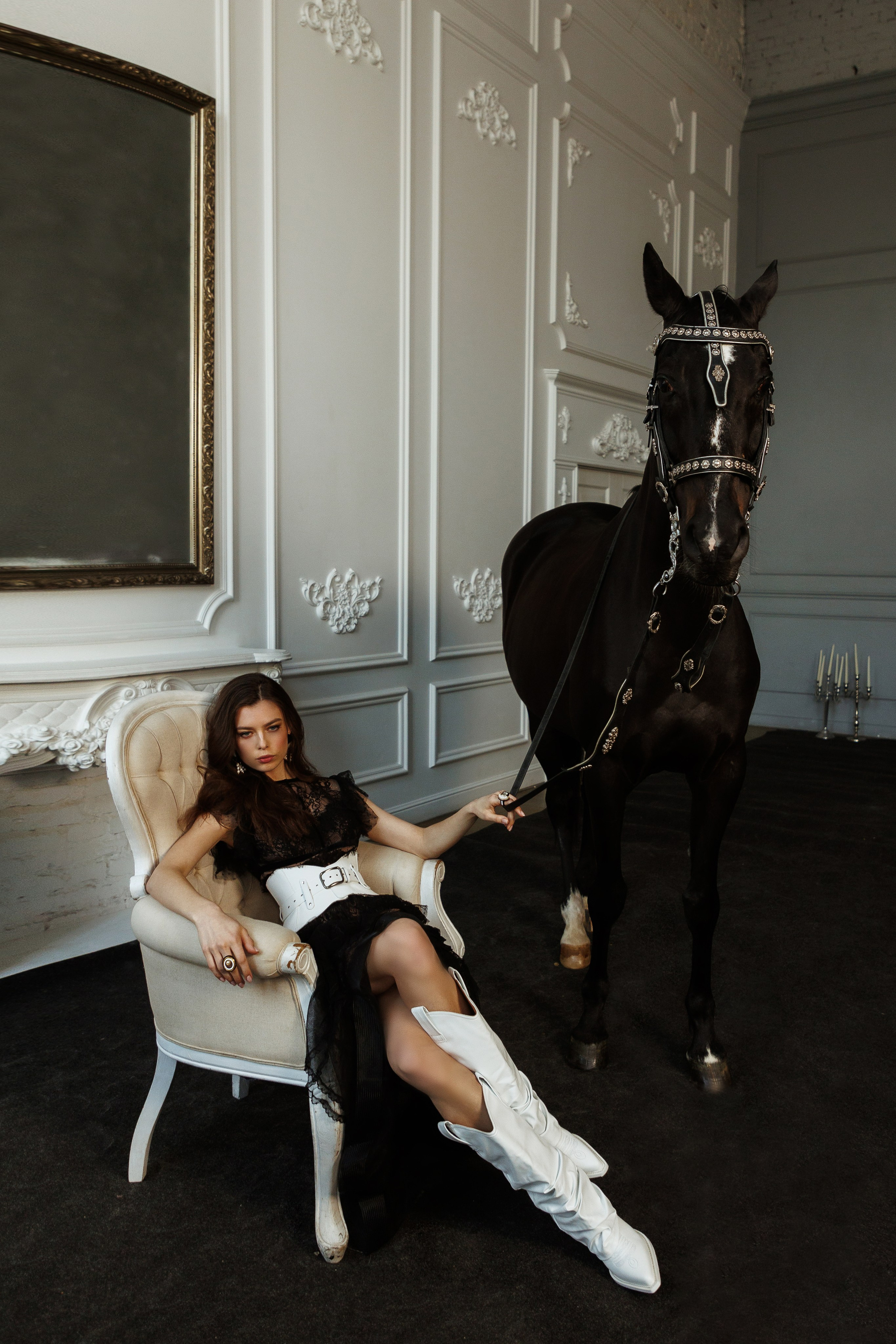 Лошадь в студии. Марковкина КрисТина