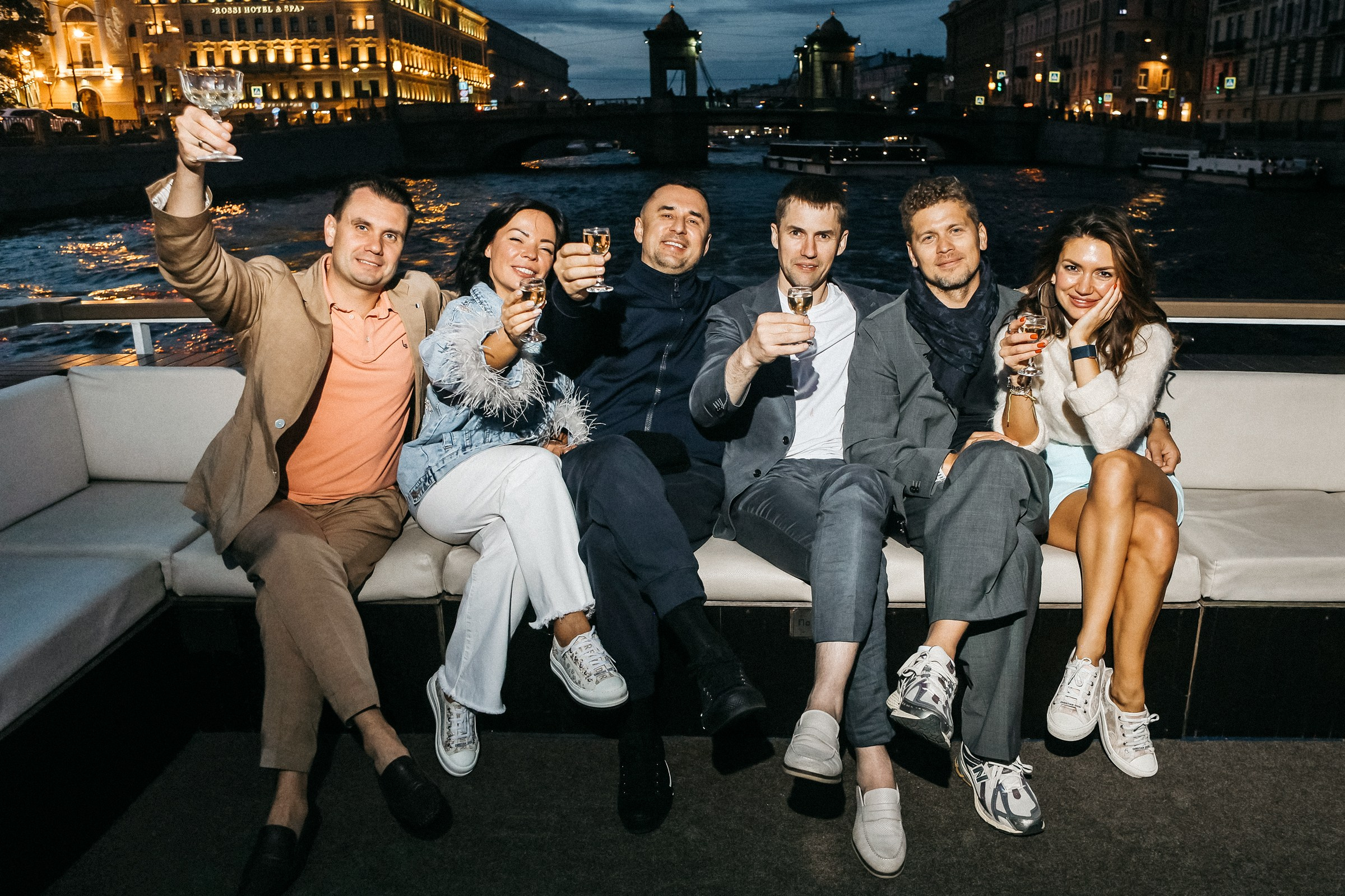 Репортажный фотограф на кораблик Питер