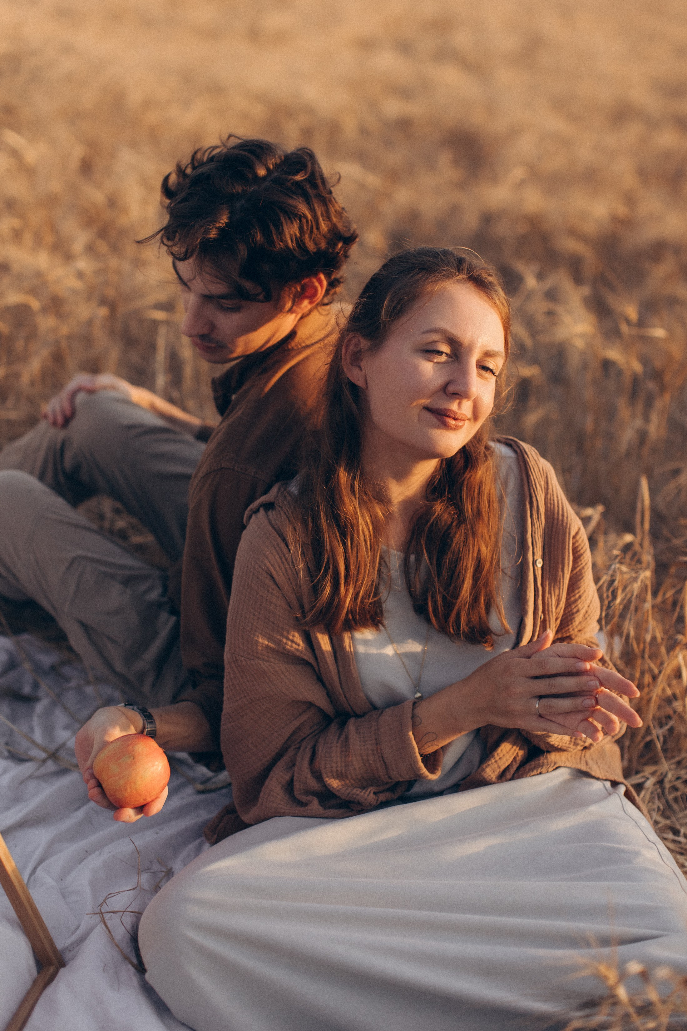Golden fields, happy hearts. Katerina Nord | Wedding and Couple Photographer in Germany and Europe