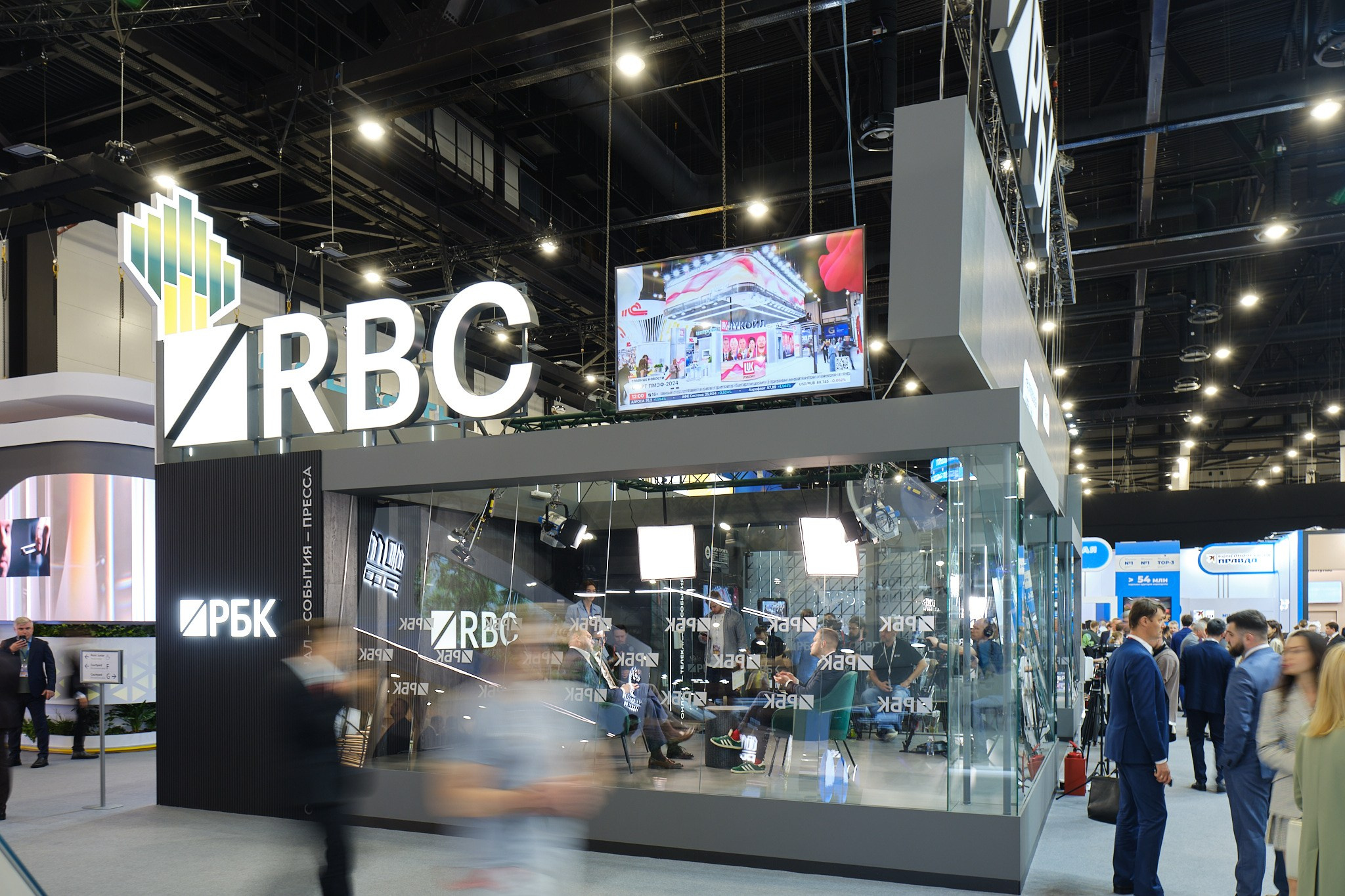 ПМЭФ 2024. Профессиональный фотограф в Москве Павел Жданов