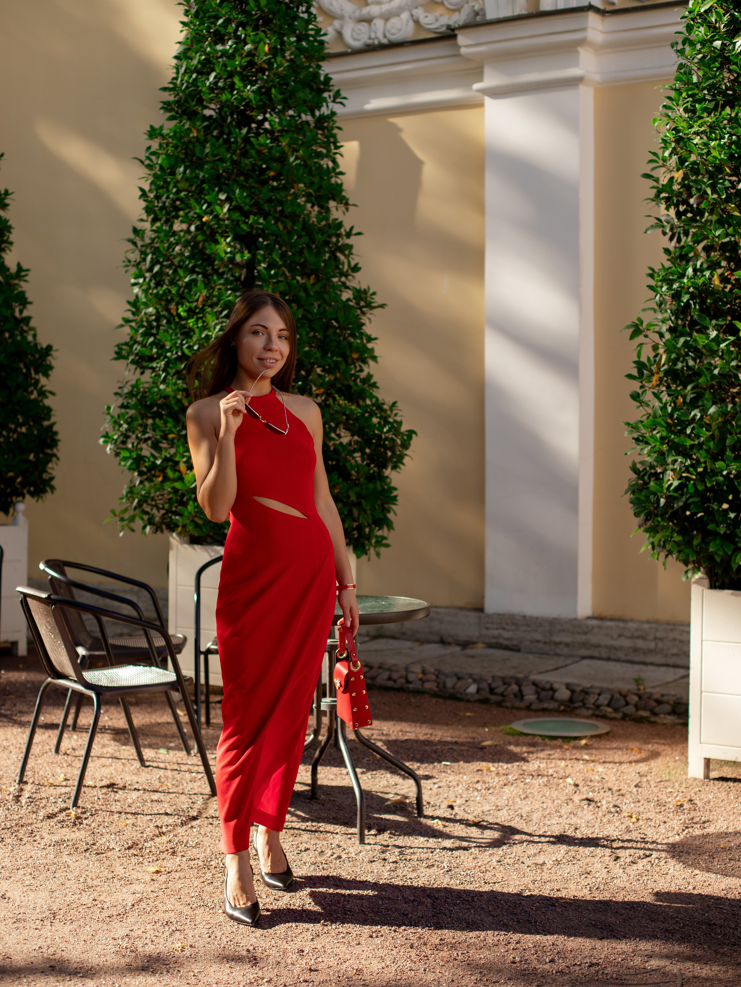 Прекрасная Яна в Летнем саду. Семейный фотограф в Санкт-Петербурге Ирина Иванова