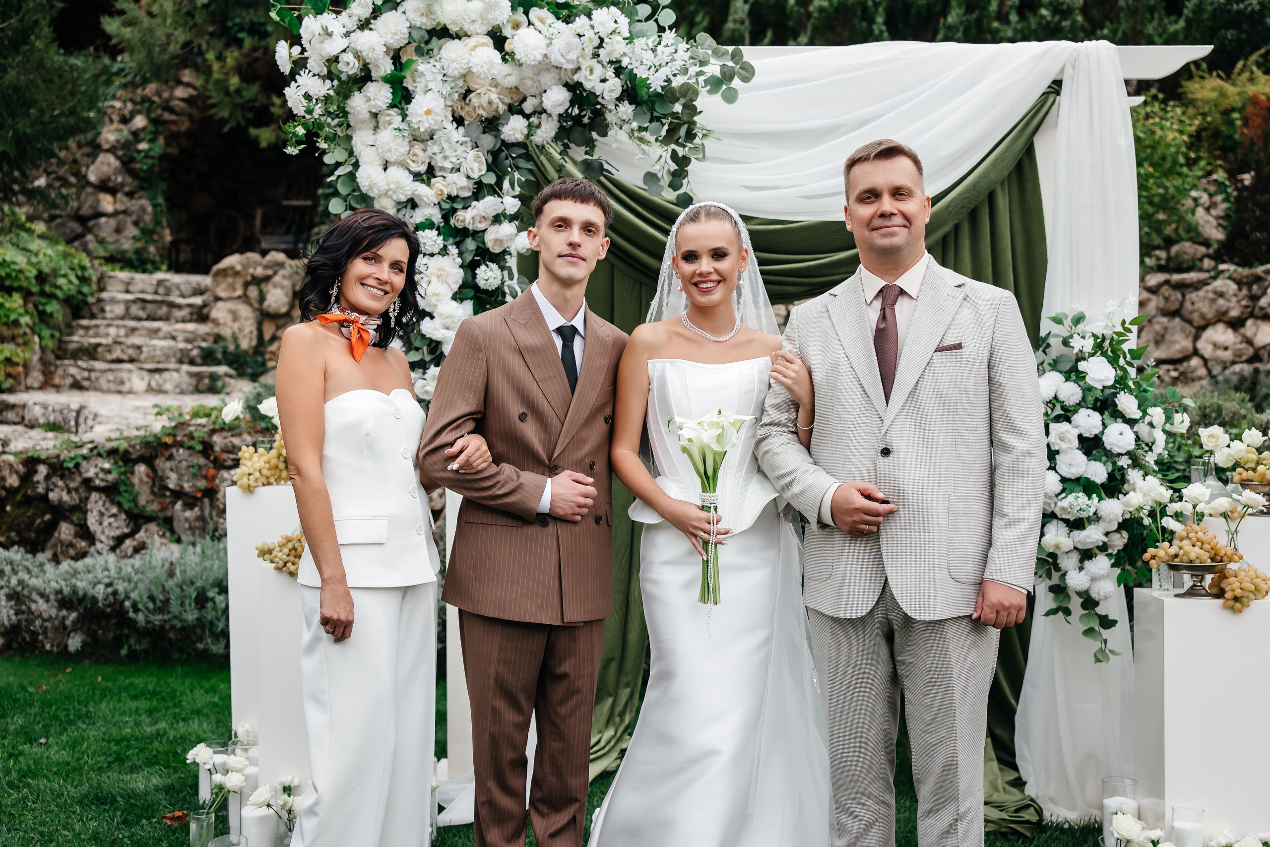 Анонс свадьбы для Павла и Евгении. Усадьба Феодоро. Свадебный фотограф в Крыму и Севастополе Ольга Баскакова