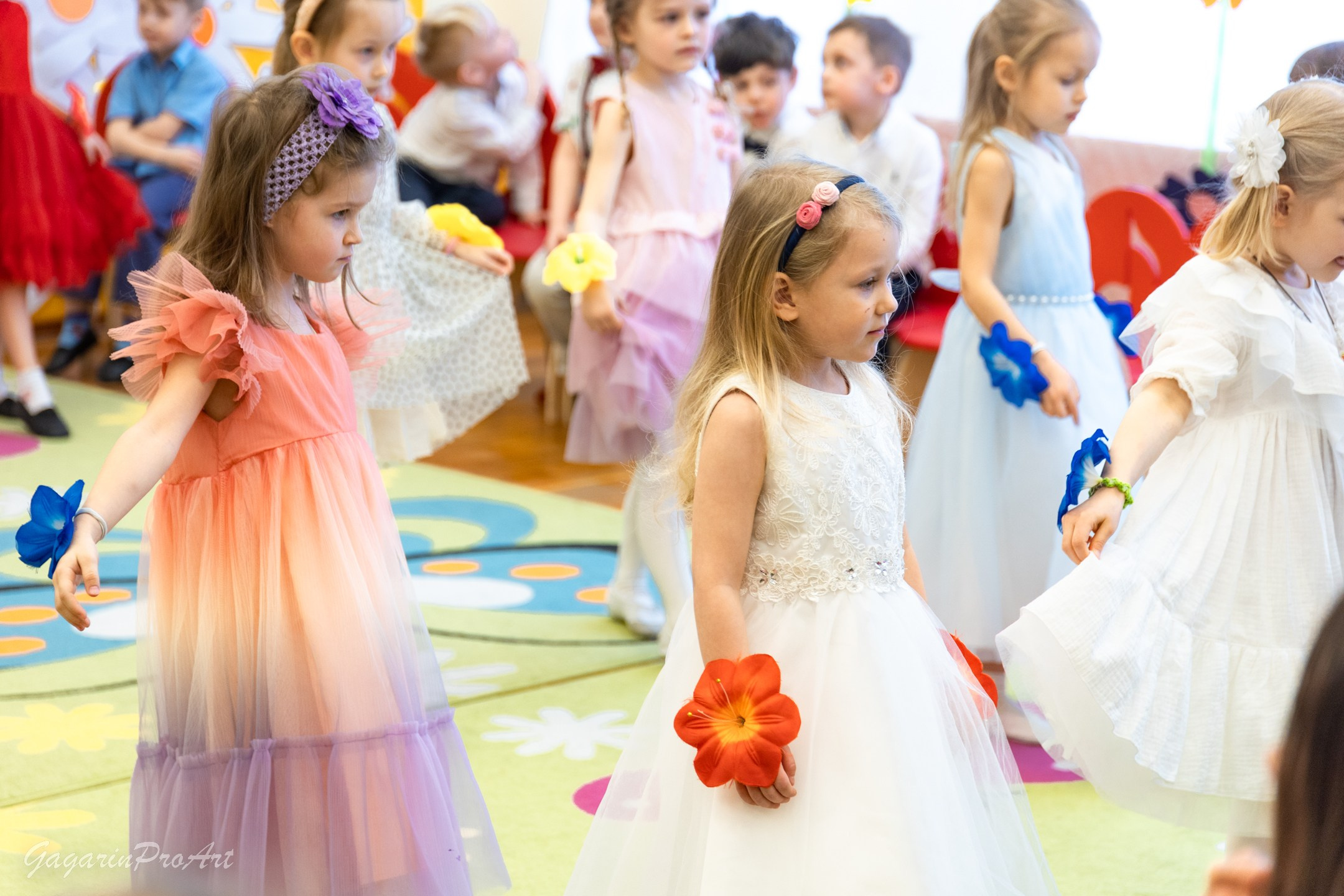 Фотограф в детский сад на утренник и праздник. GagarinProArt