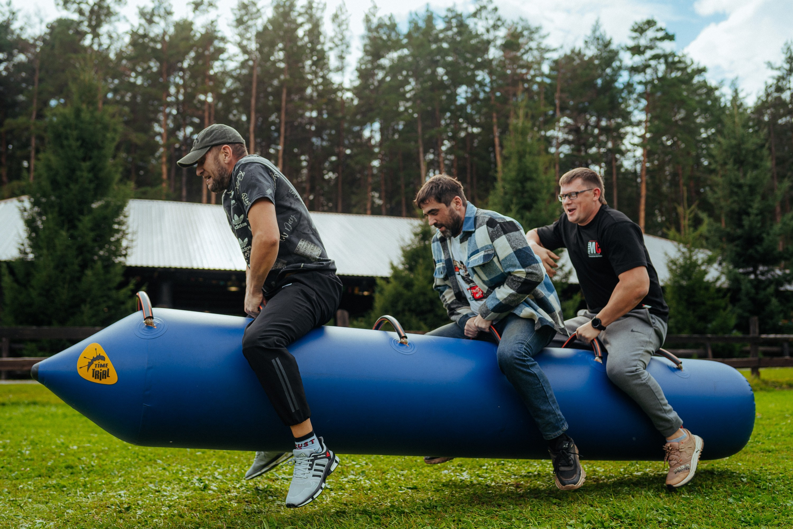 Тимбилдинг МеталлСтрой — Олимпийский. Репортажный (Event) фотограф в Барнауле | Даниил Маркин | Качество и вайб