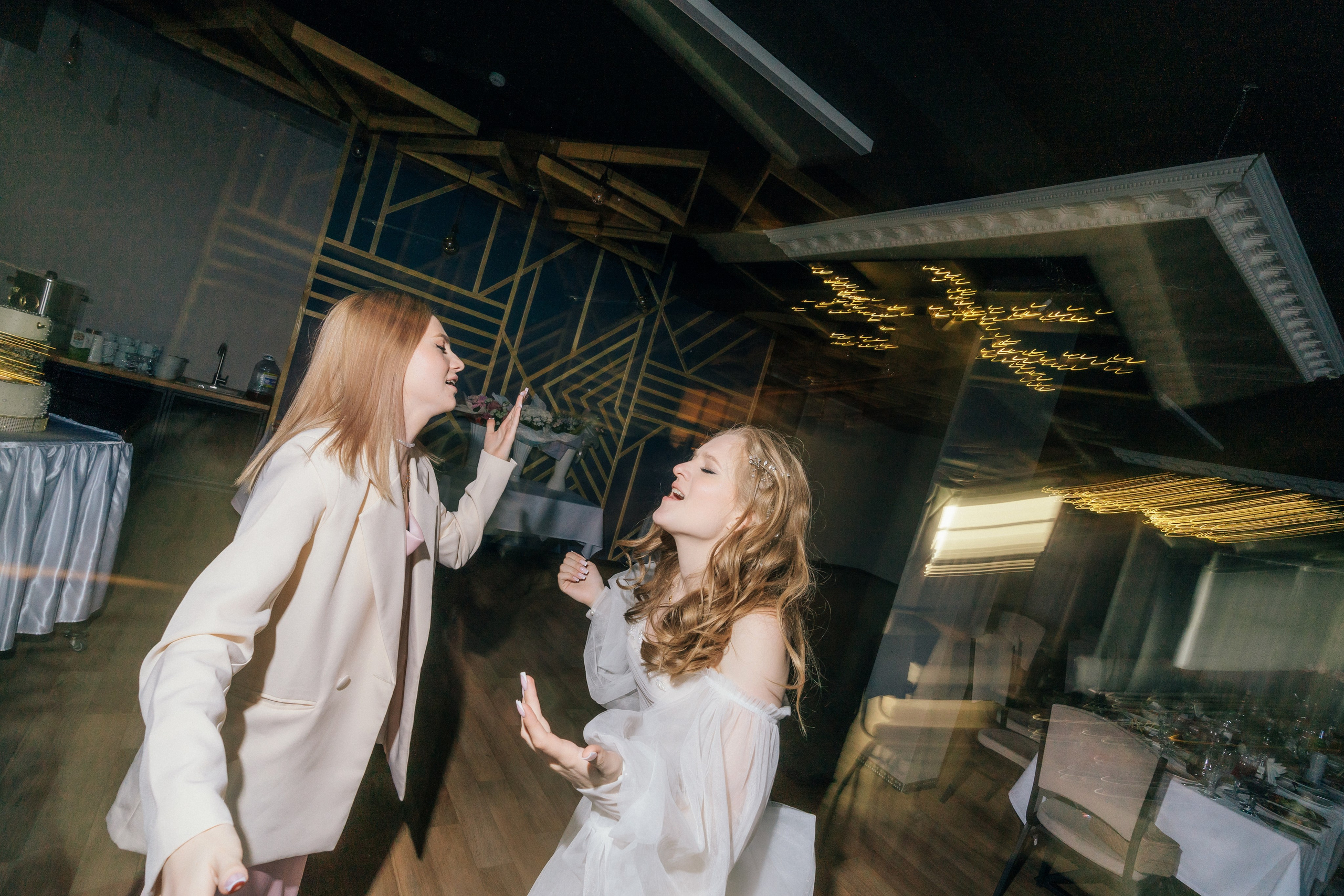 Красный кабриолет. Фотограф Ангарск Иркутск Ксения Король