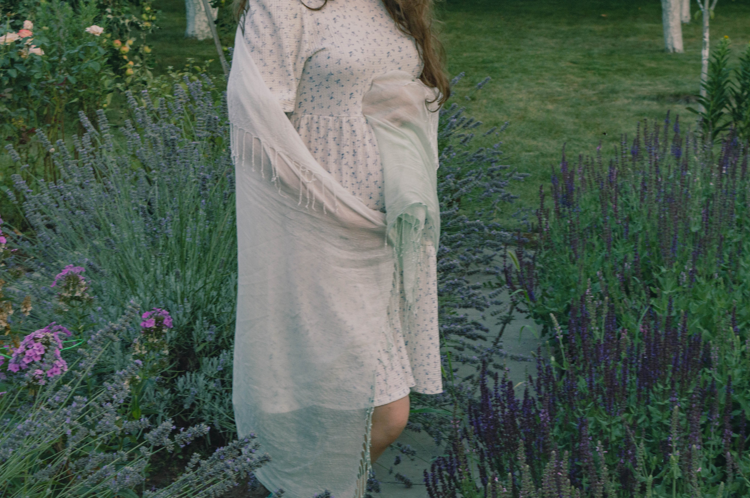 Love-story в саду. Фотограф Анастасия Лощакова в Москве