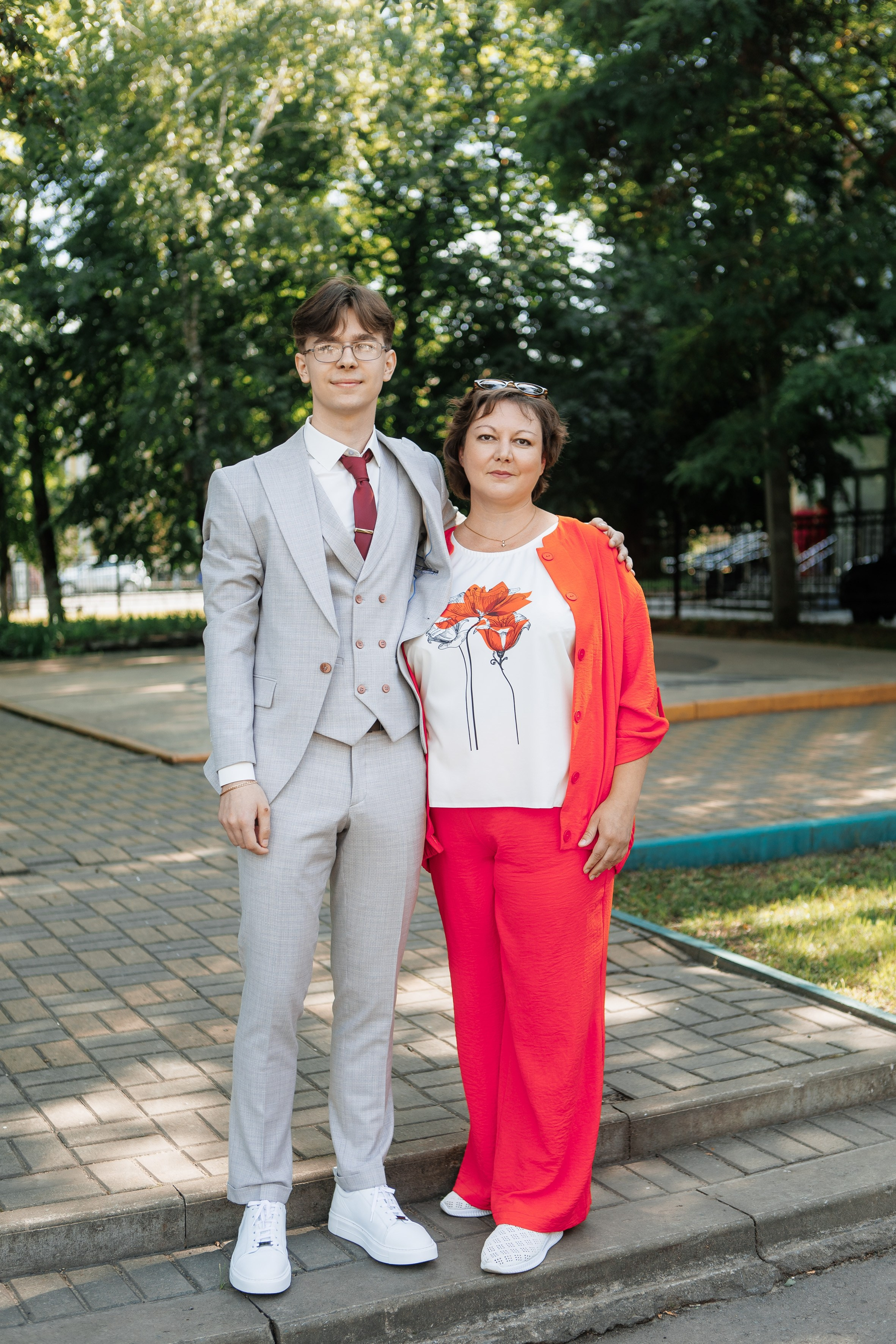 Выпускной Гимназия 12 2024 г. Свадебный и портретный Фотограф в Липецке Дмитрий Котюков