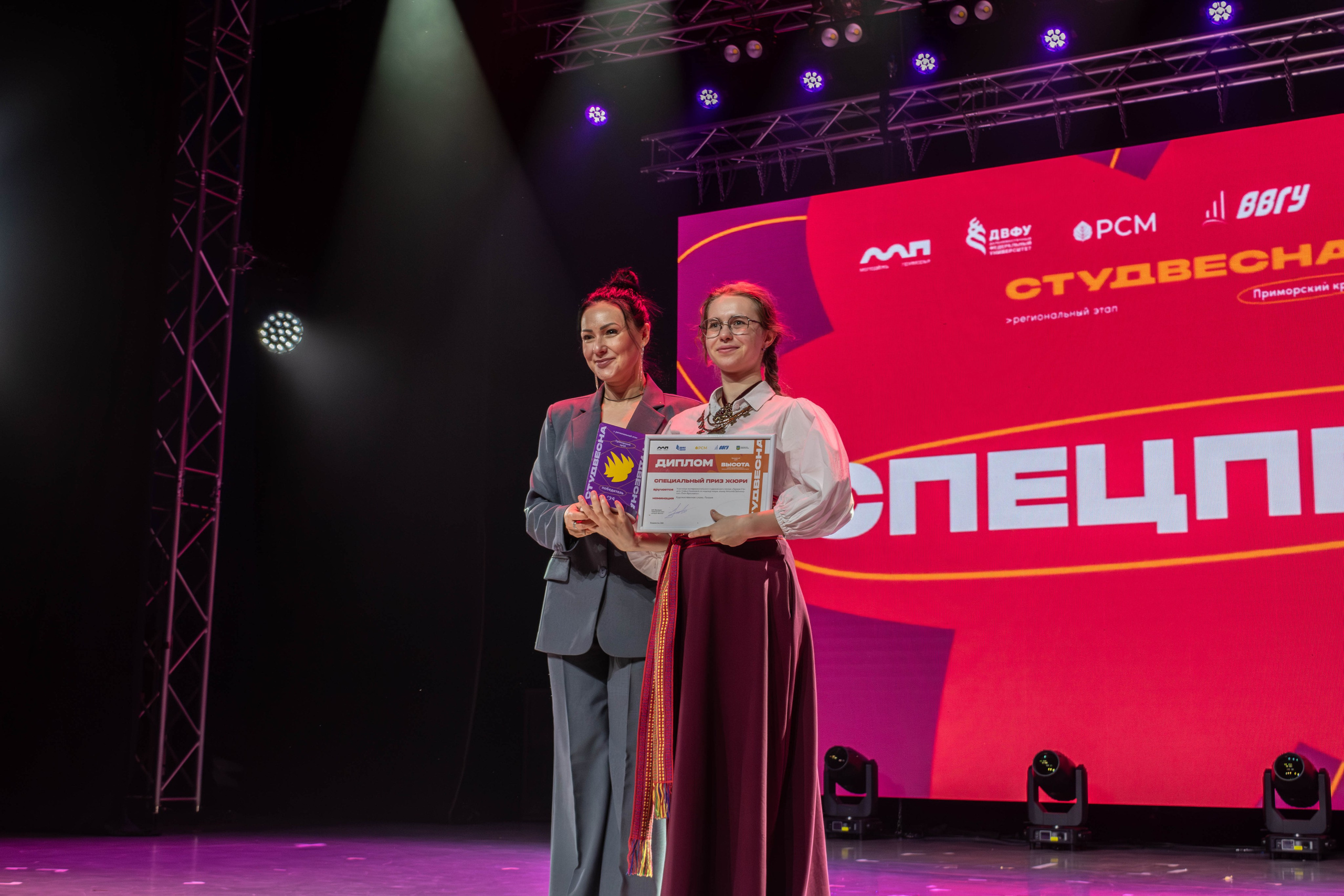 «ВЫСОТА» 2025. Репортажный фотограф во Владивостоке Анастасия Кострова