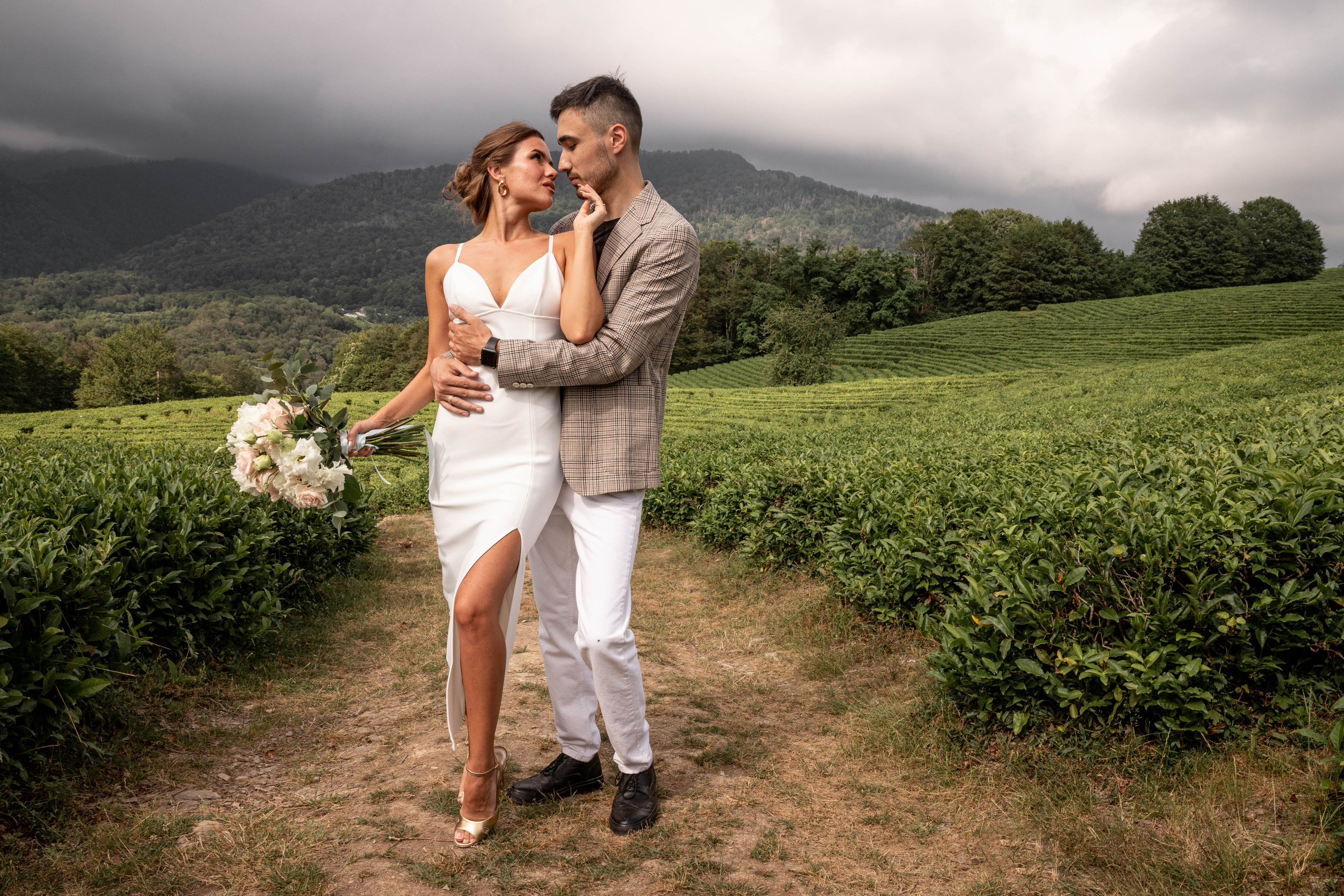 Чайные плантации. Водопад. Владимир и Марго. Фотограф свадебный Москва.Серпухов. Андрей Гоев