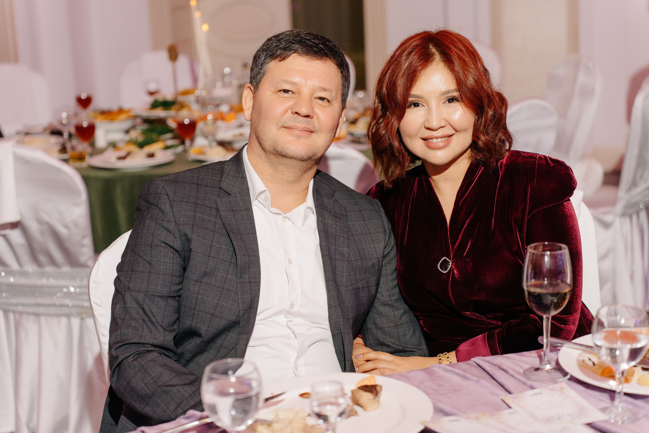 Ay-Dana Uzatu. ___________________________________________________