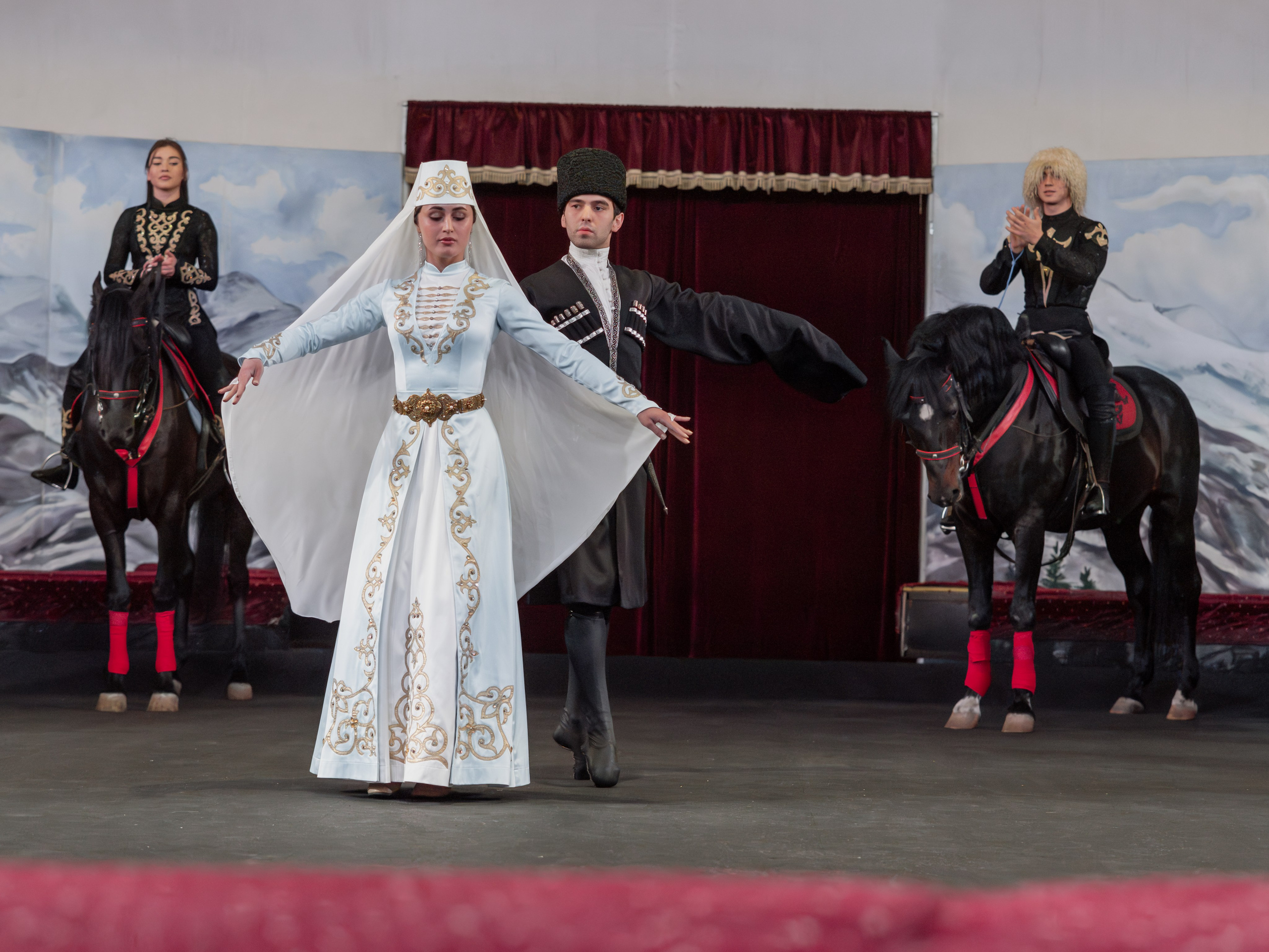Конный театр «Нарты». Репортажный фотограф в Красной Поляне и Сочи Павлюченко Екатерина