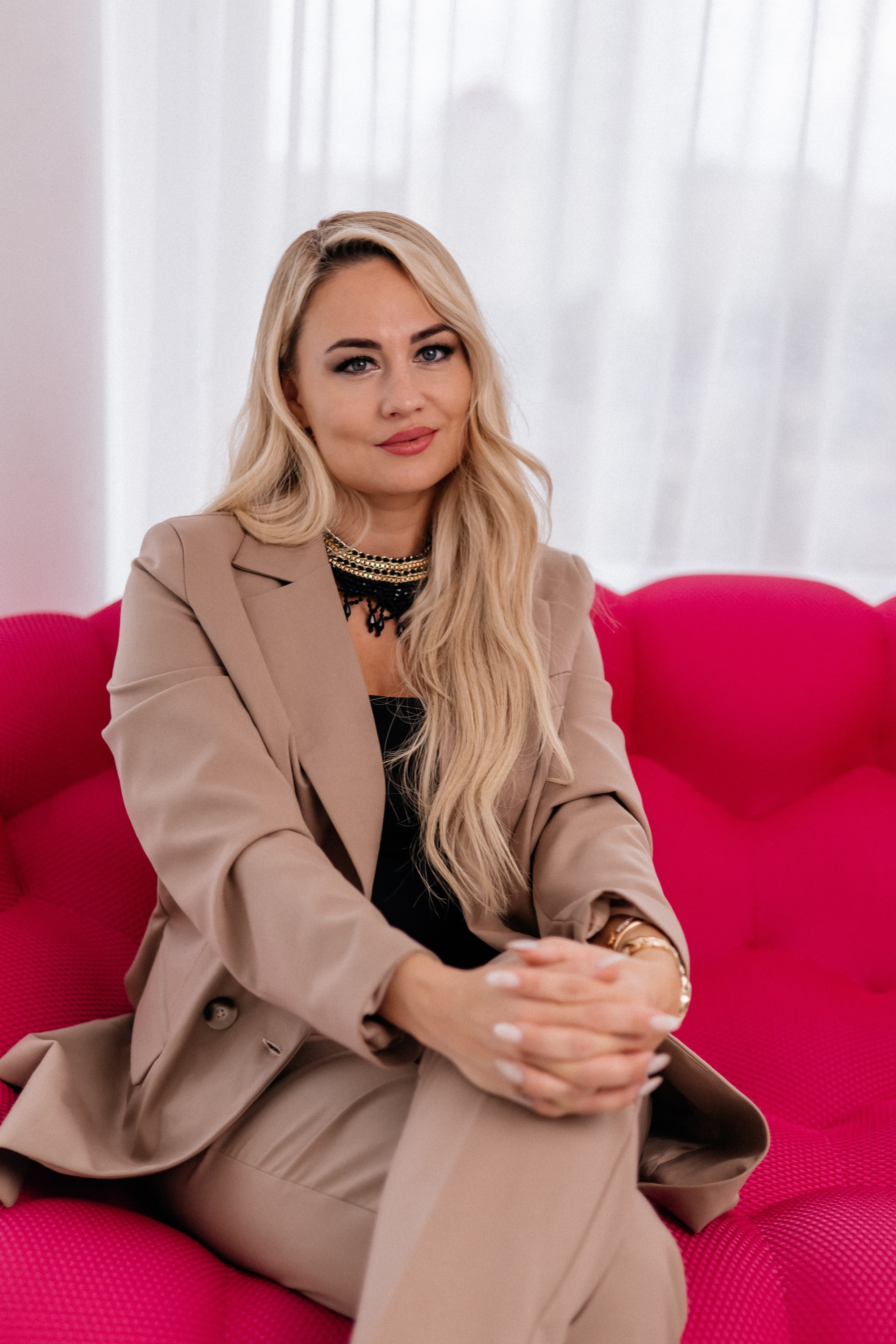 Мастера по наращиванию волос. Светлана Ванцлав — фотограф Минск, Беларусь